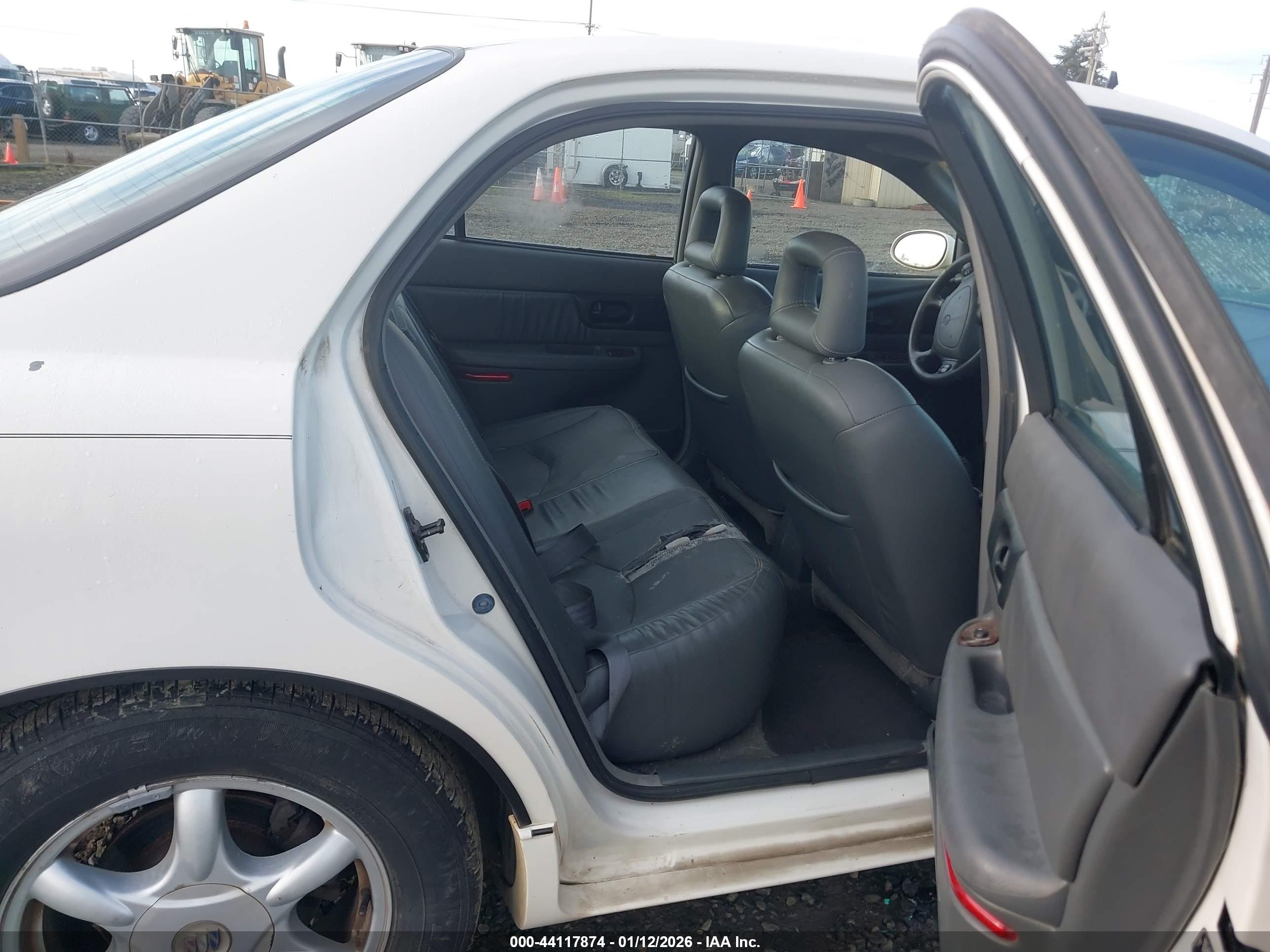 BUICK REGAL image 8