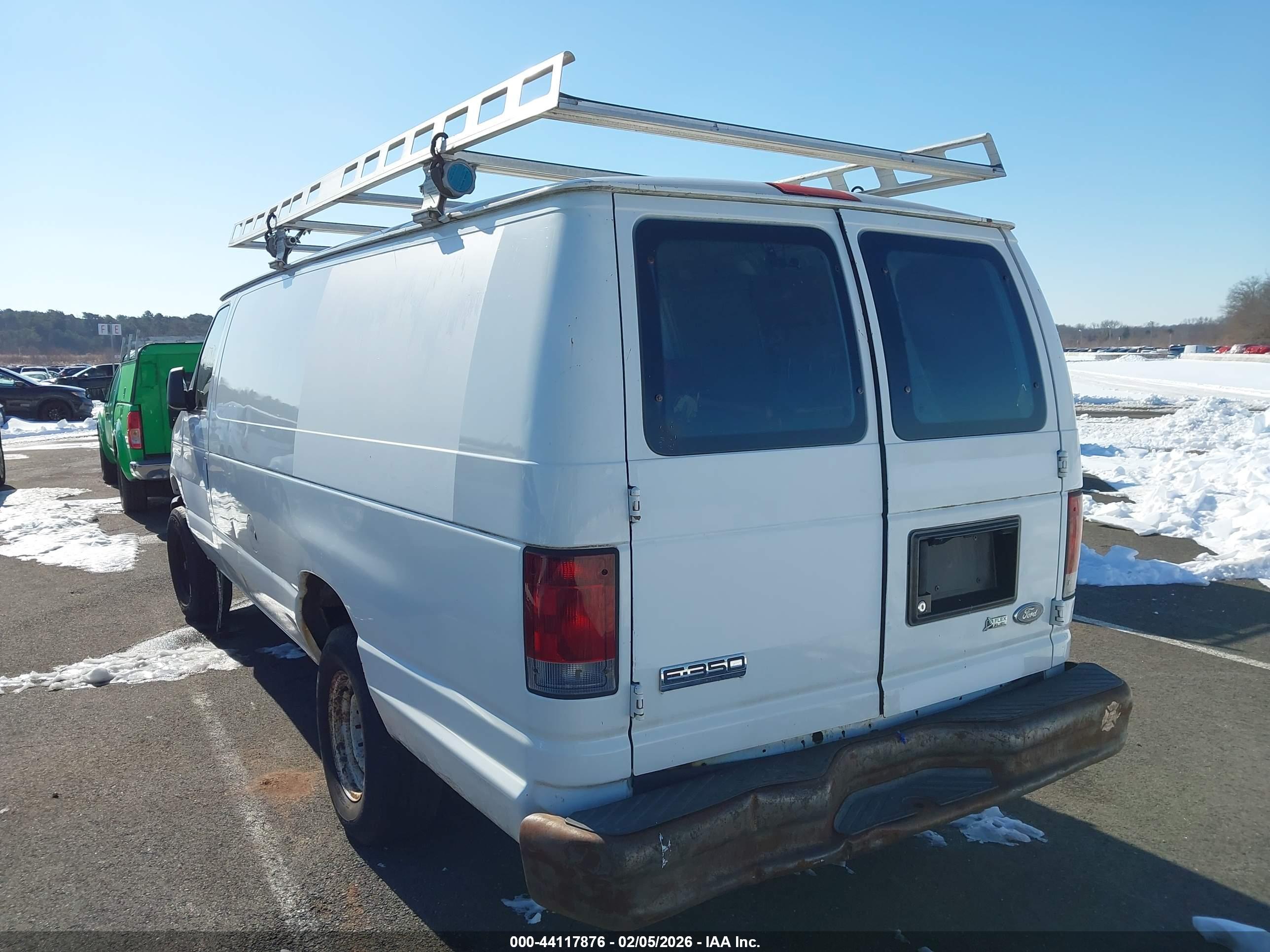 FORD E-350 image 3
