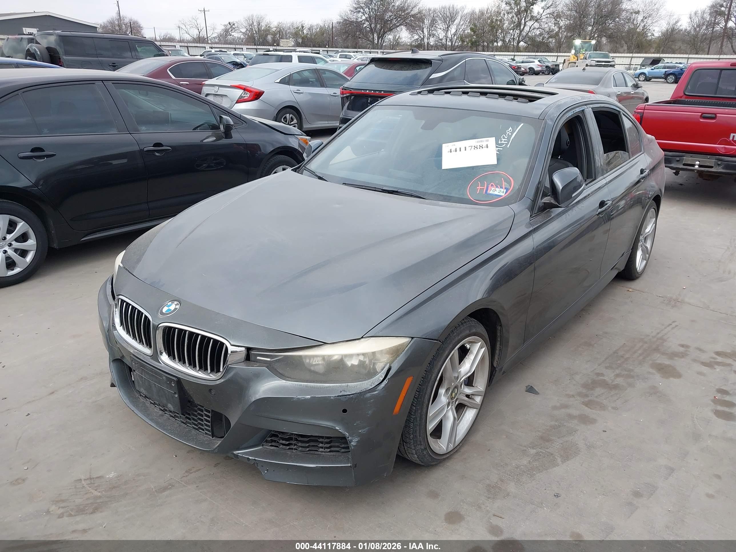 BMW 328I image 2