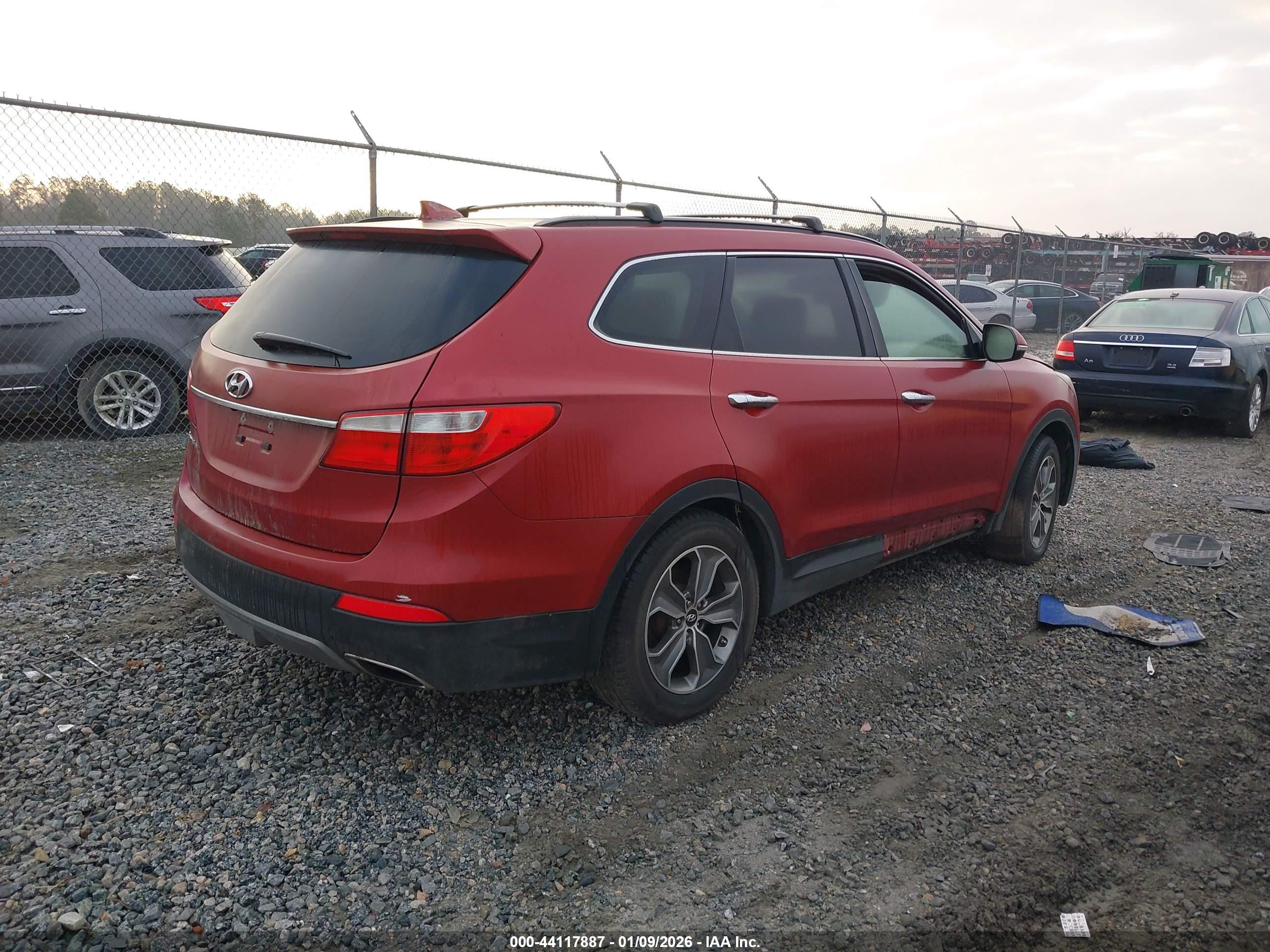 HYUNDAI SANTA image 4