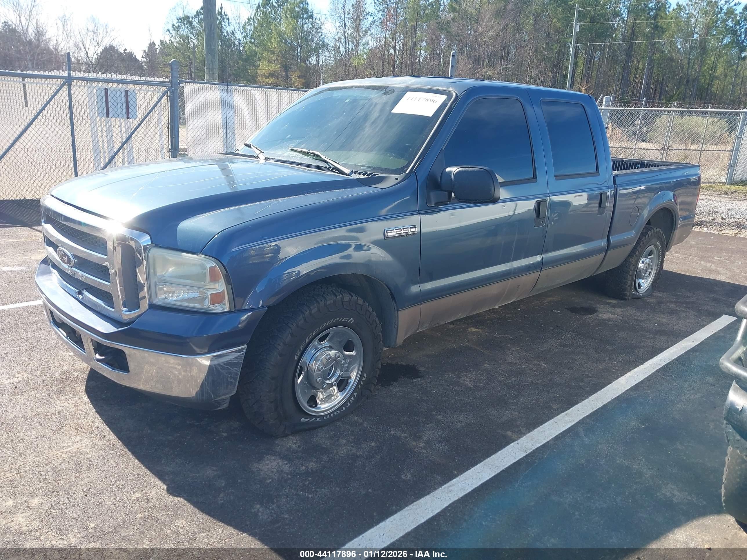 FORD F-250 image 2