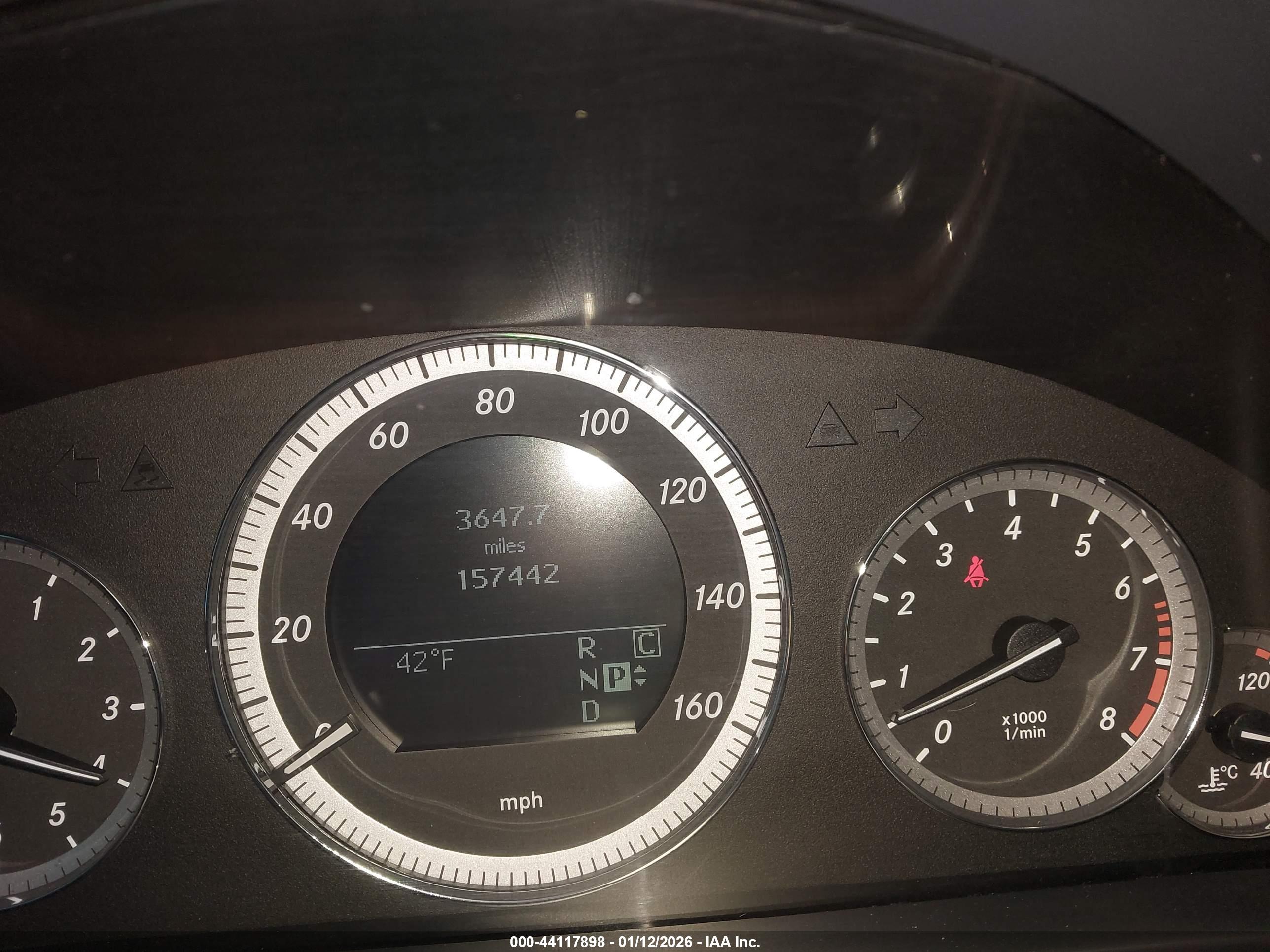 MERCEDES-BENZ E image 7