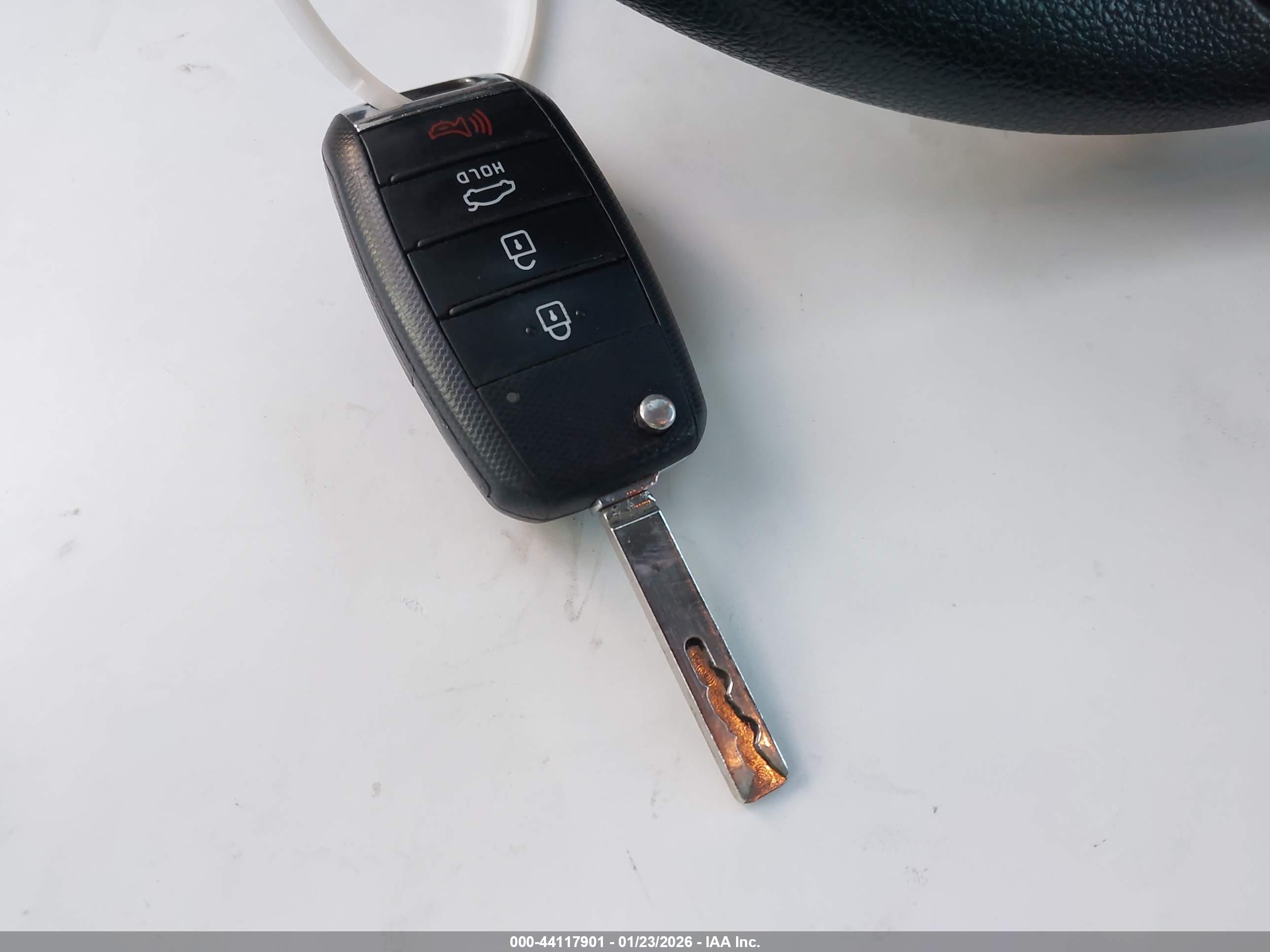KIA OPTIMA image 11
