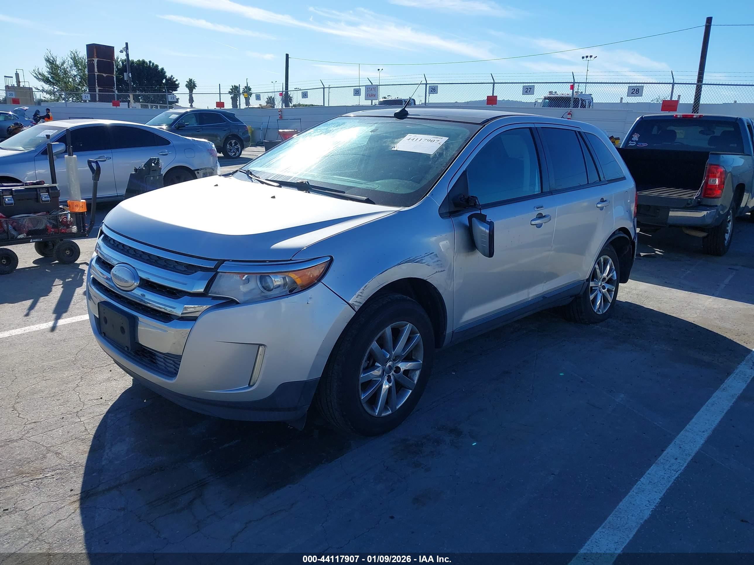 FORD EDGE image 2