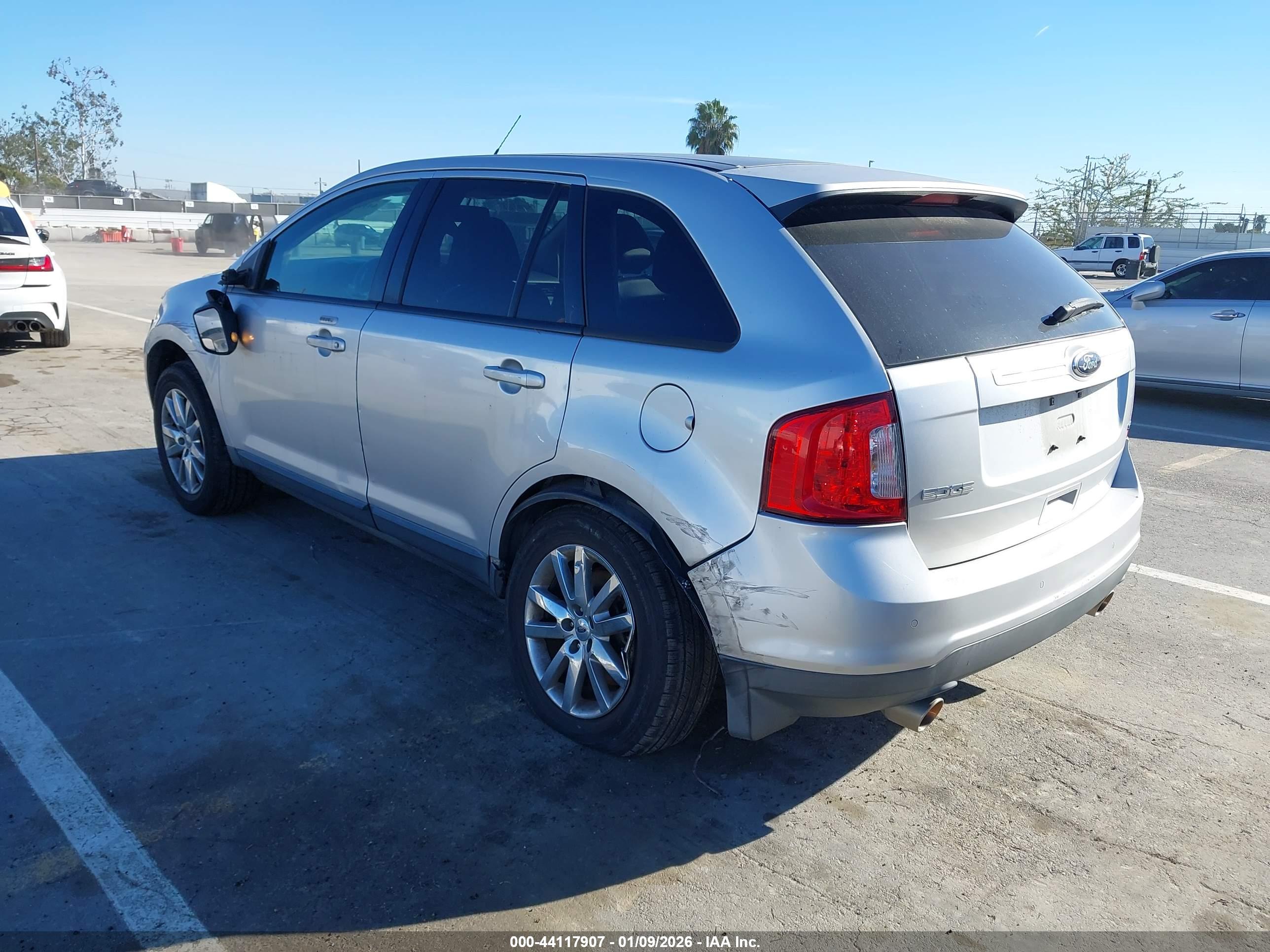 FORD EDGE image 3