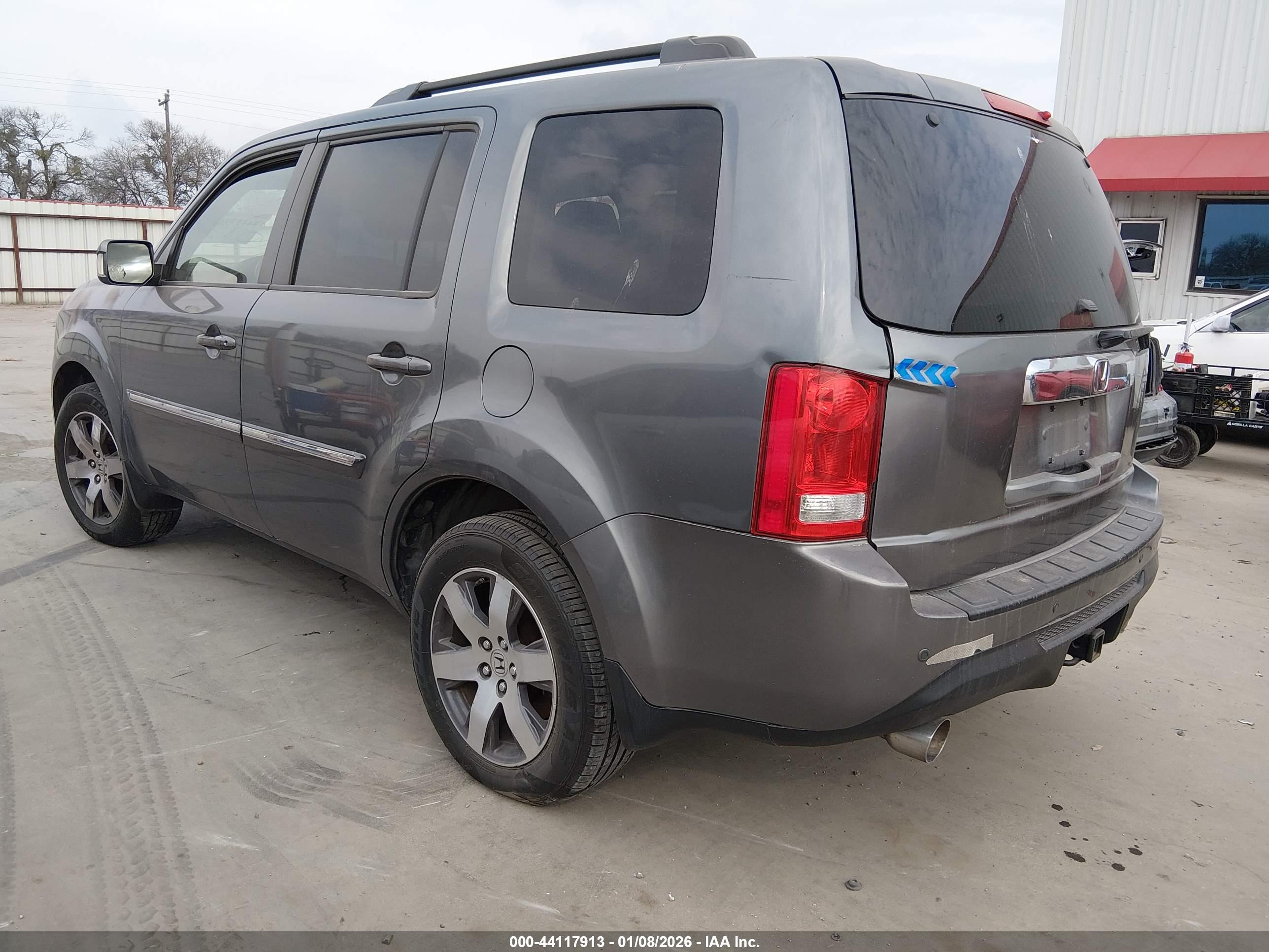 HONDA PILOT image 3