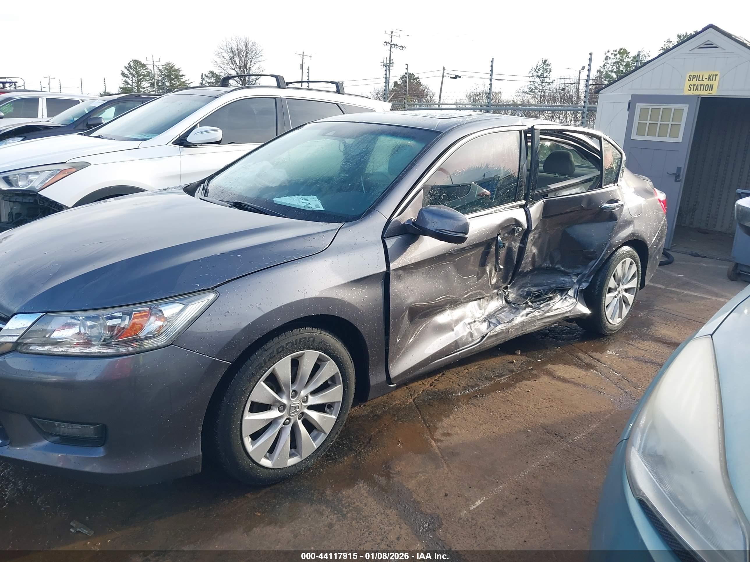 HONDA ACCORD image 6