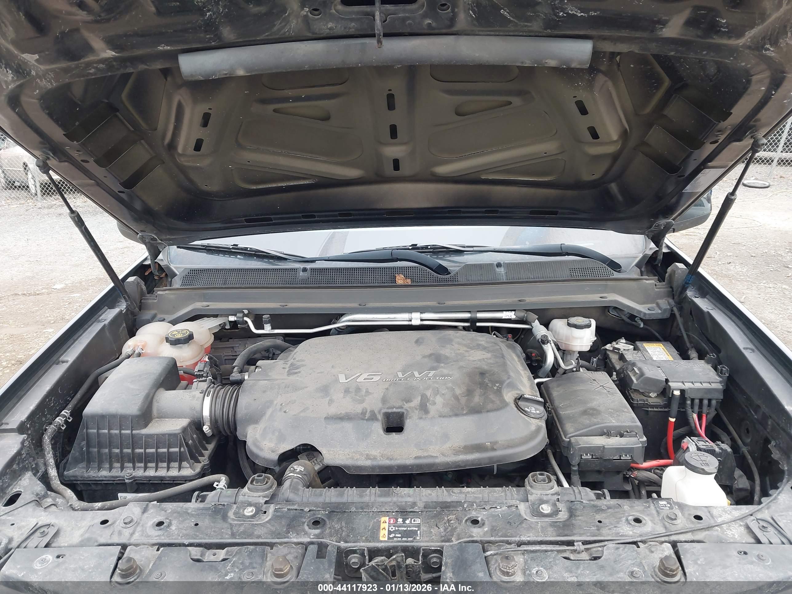CHEVROLET COLORADO image 10
