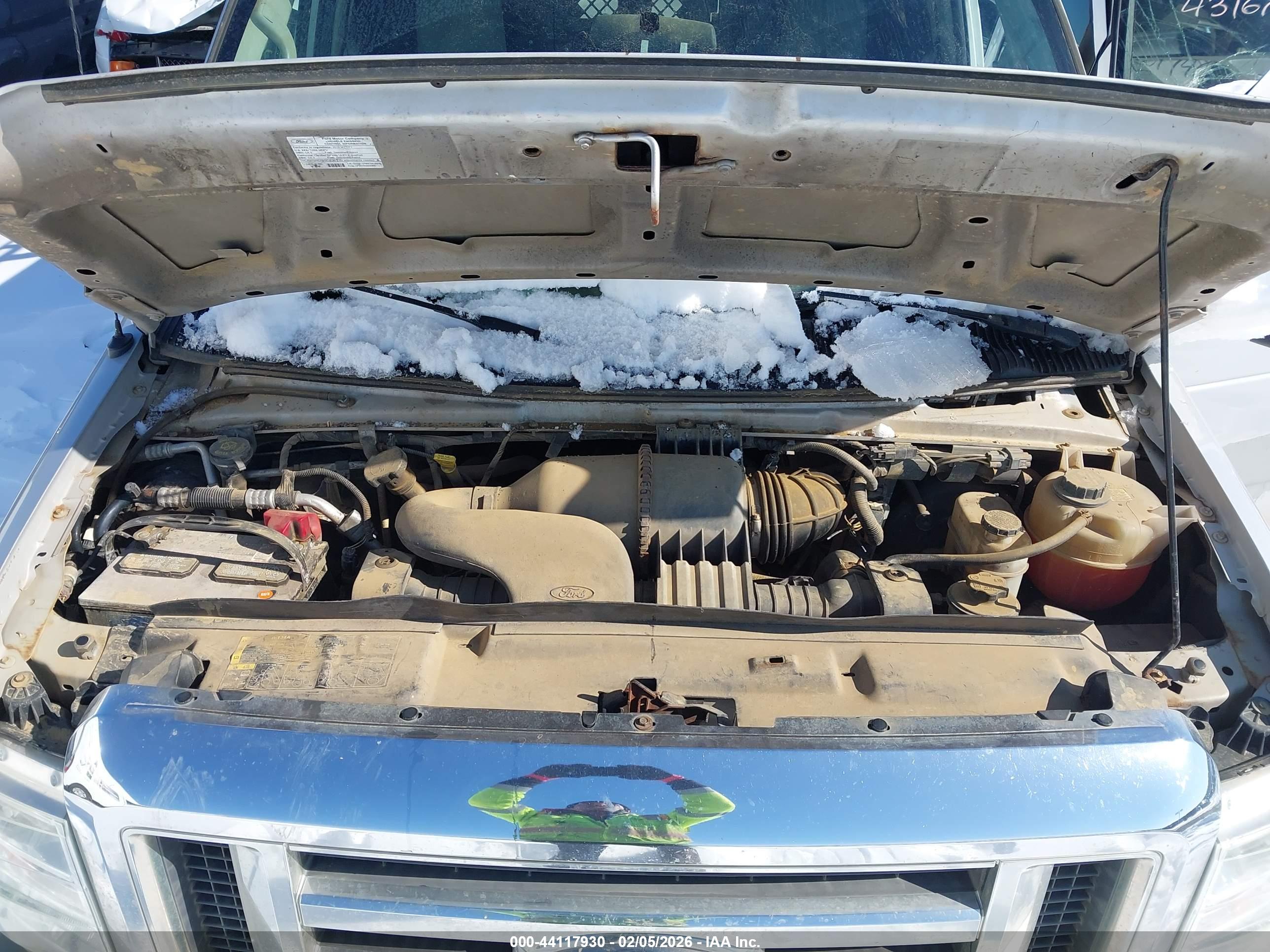 FORD E-250 image 10