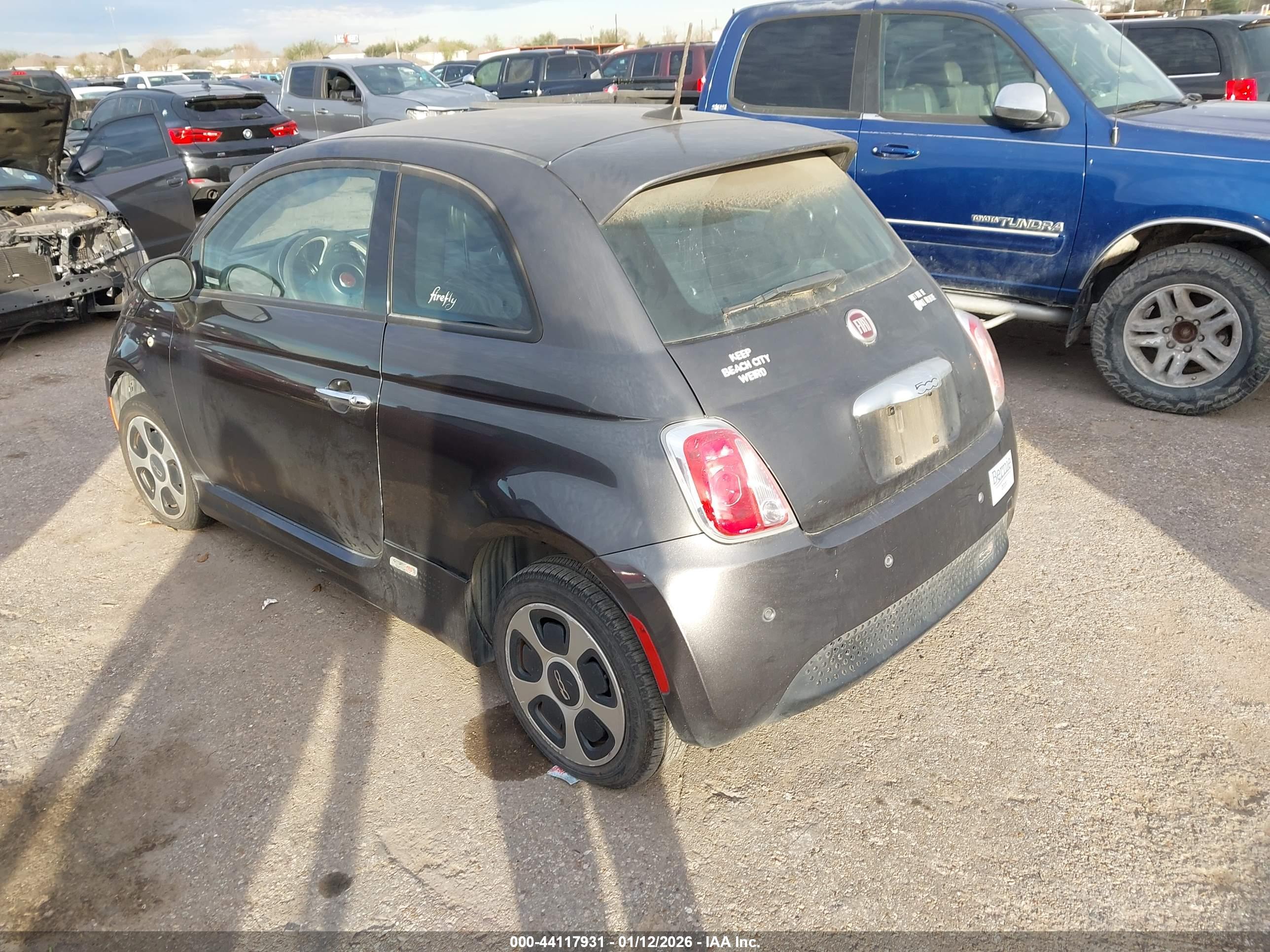 FIAT 500E image 3