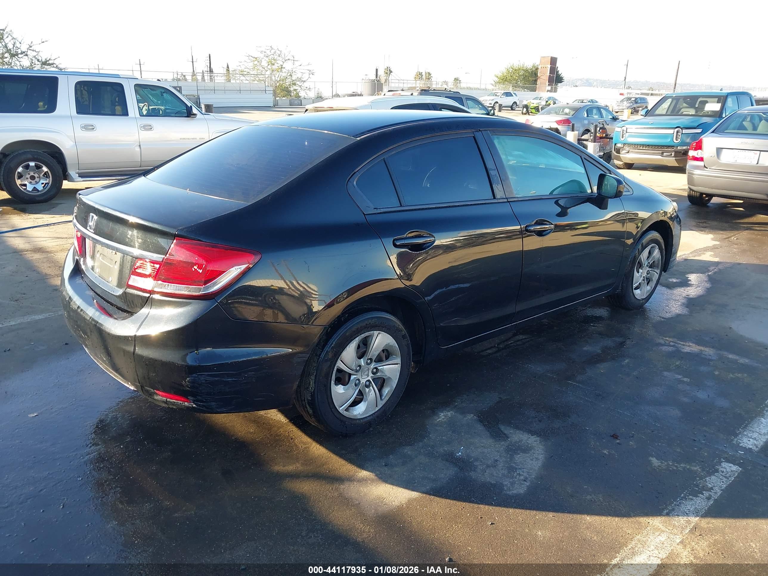 HONDA CIVIC image 4