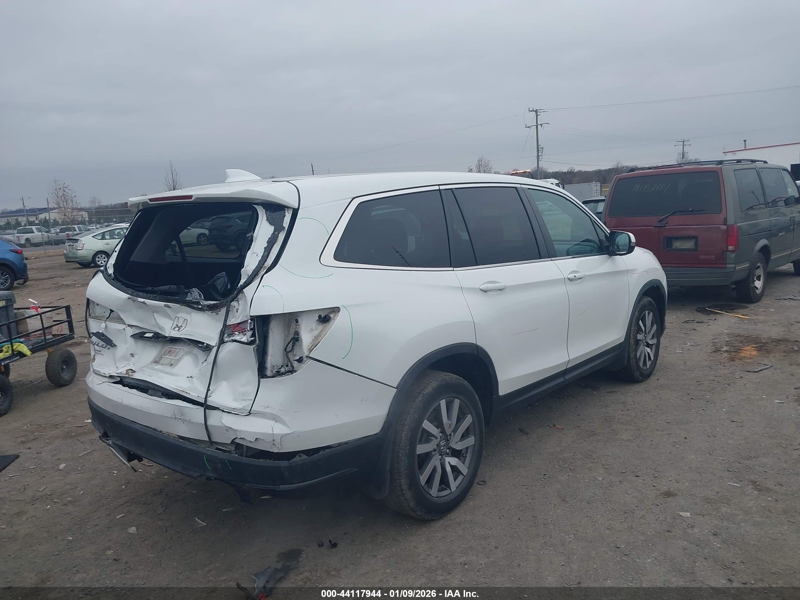 HONDA PILOT image 4