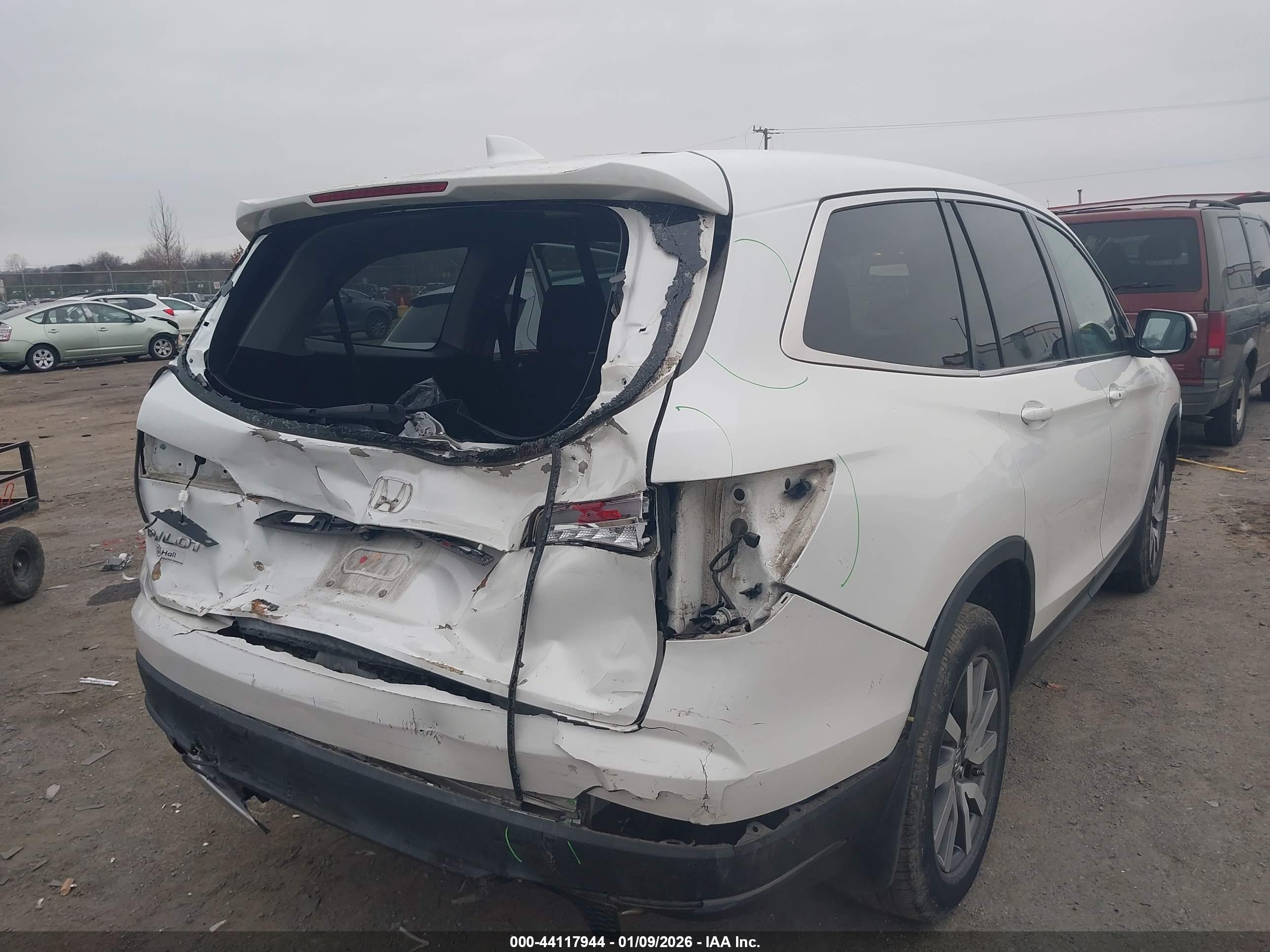 HONDA PILOT image 6