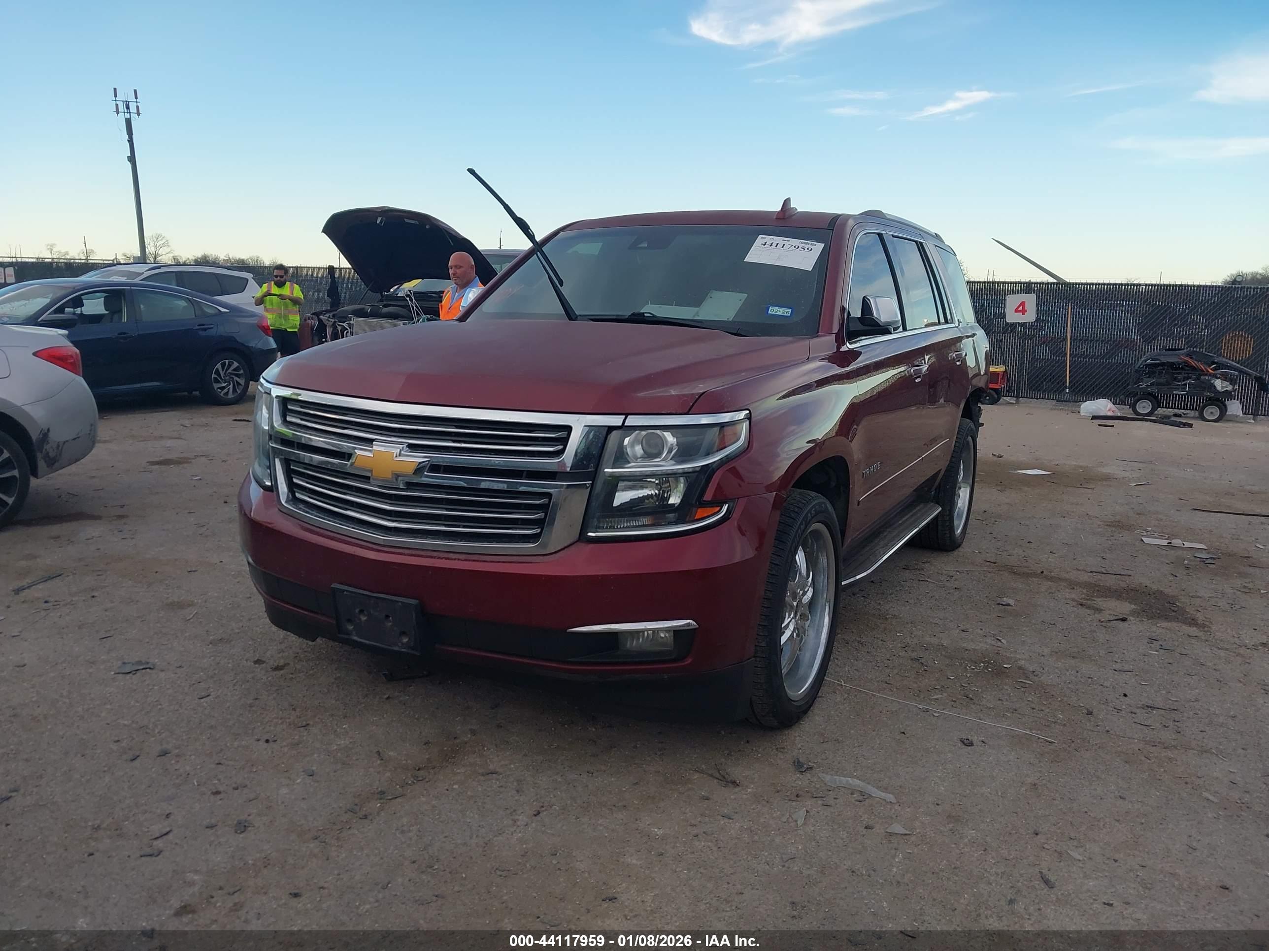 CHEVROLET TAHOE image 2