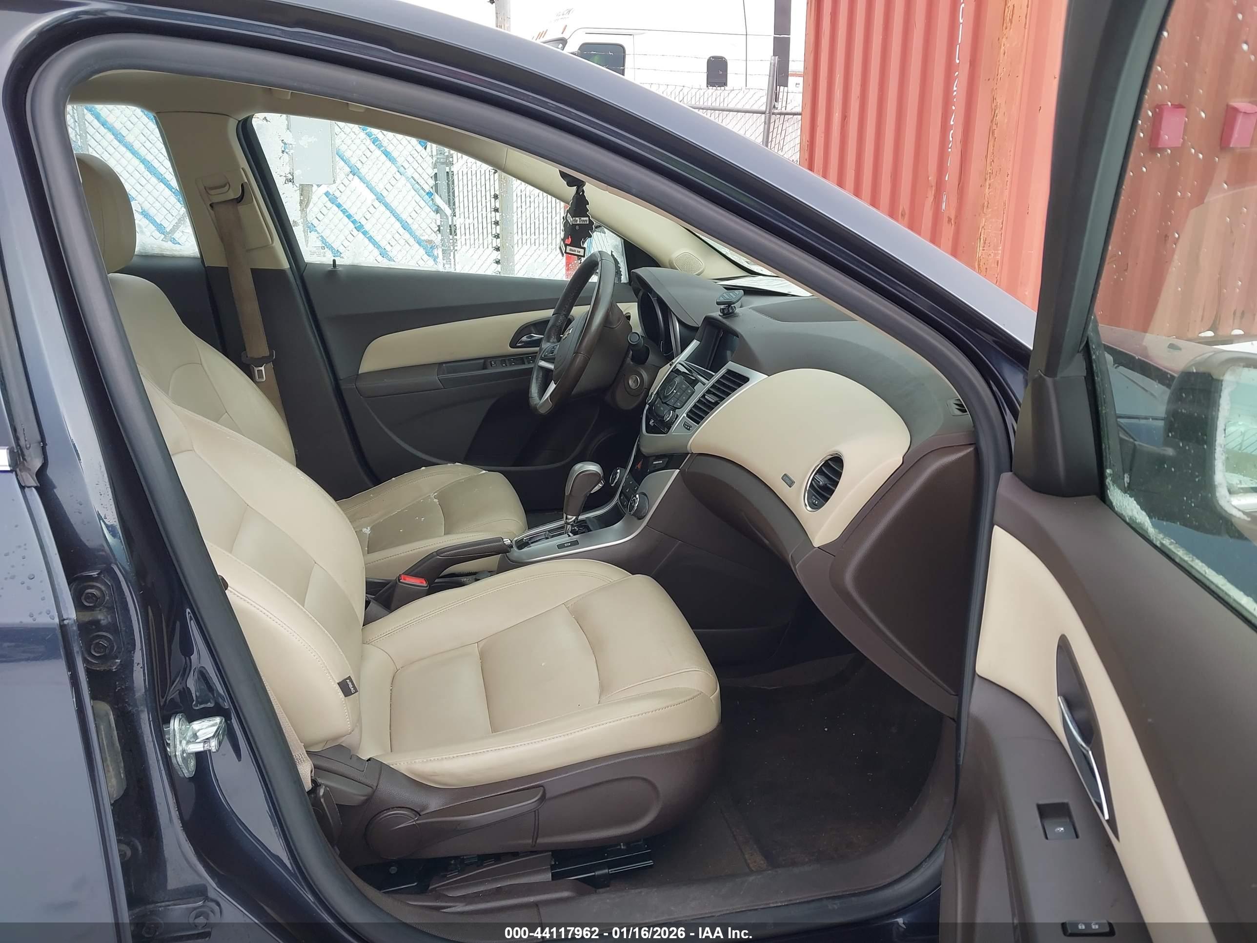 CHEVROLET CRUZE image 5