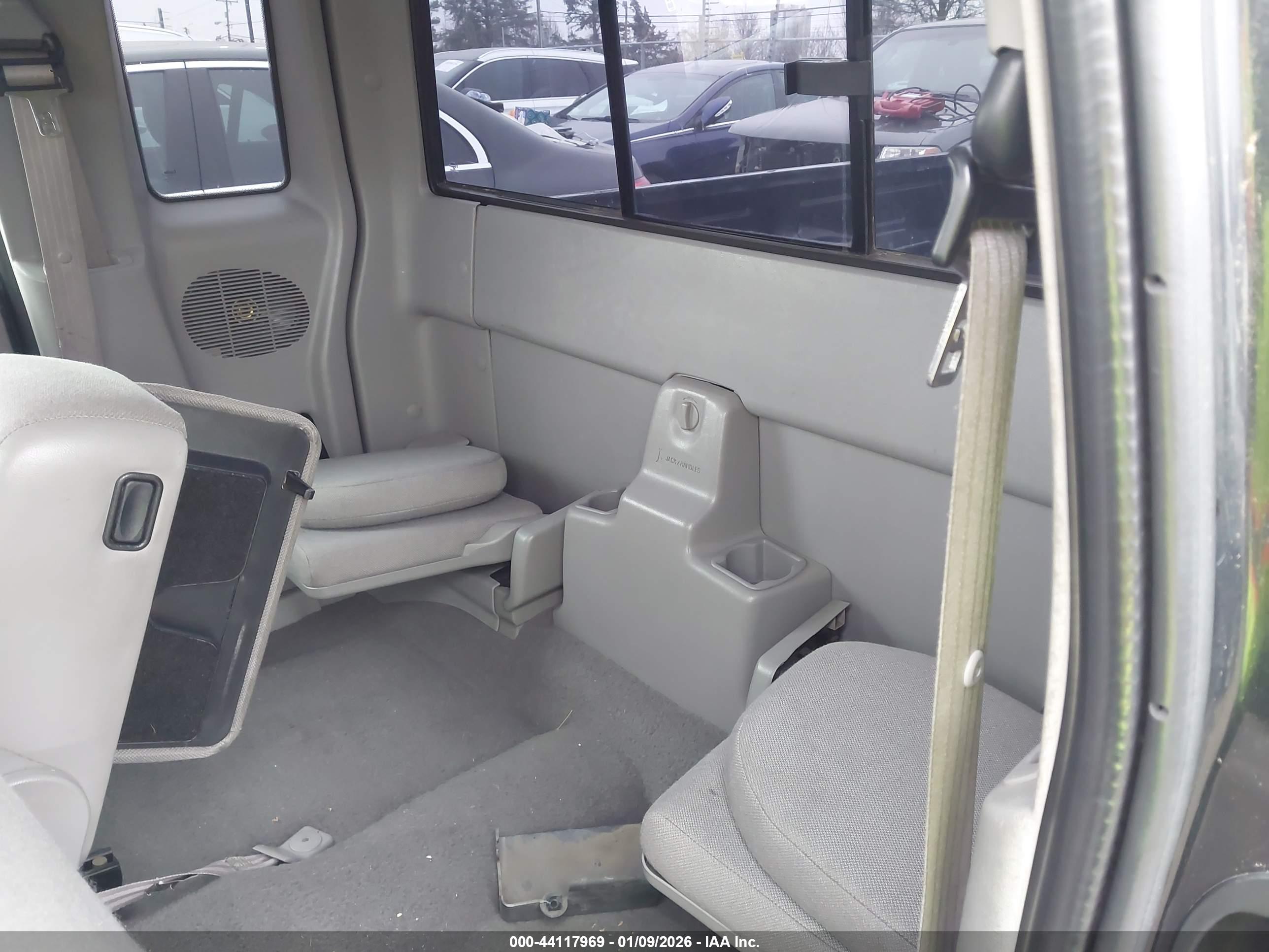 FORD RANGER image 8
