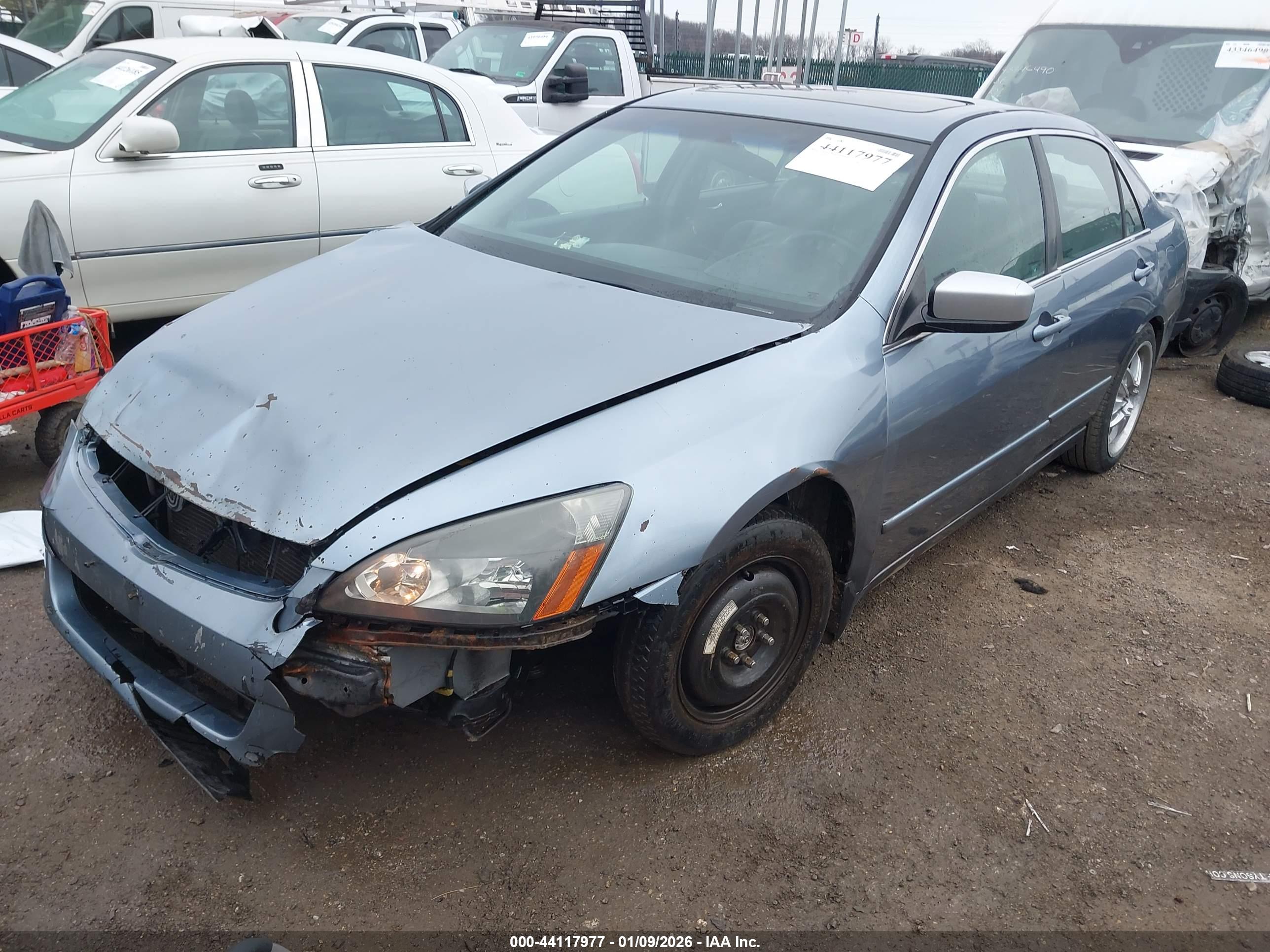 HONDA ACCORD image 2