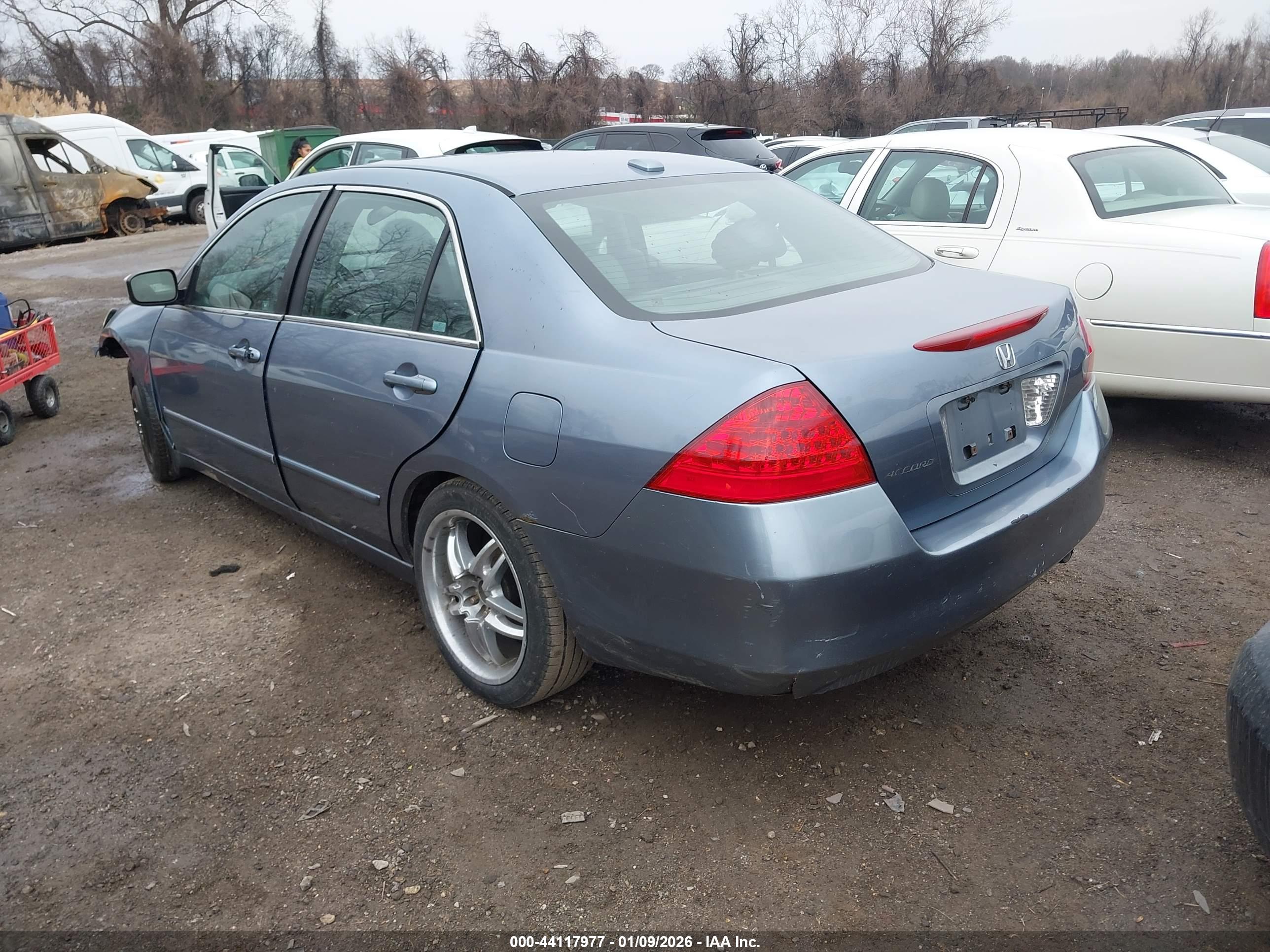 HONDA ACCORD image 3