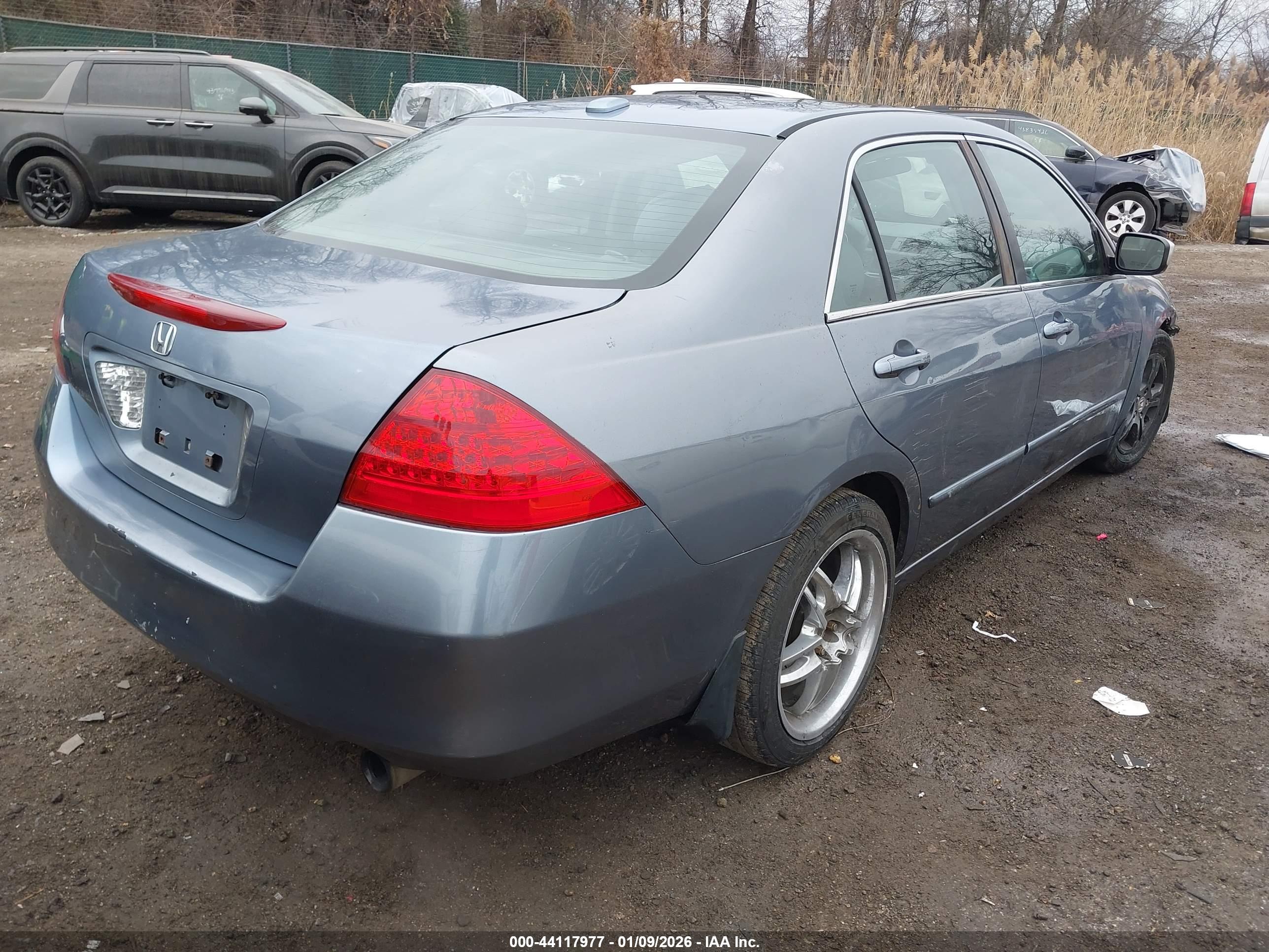 HONDA ACCORD image 4