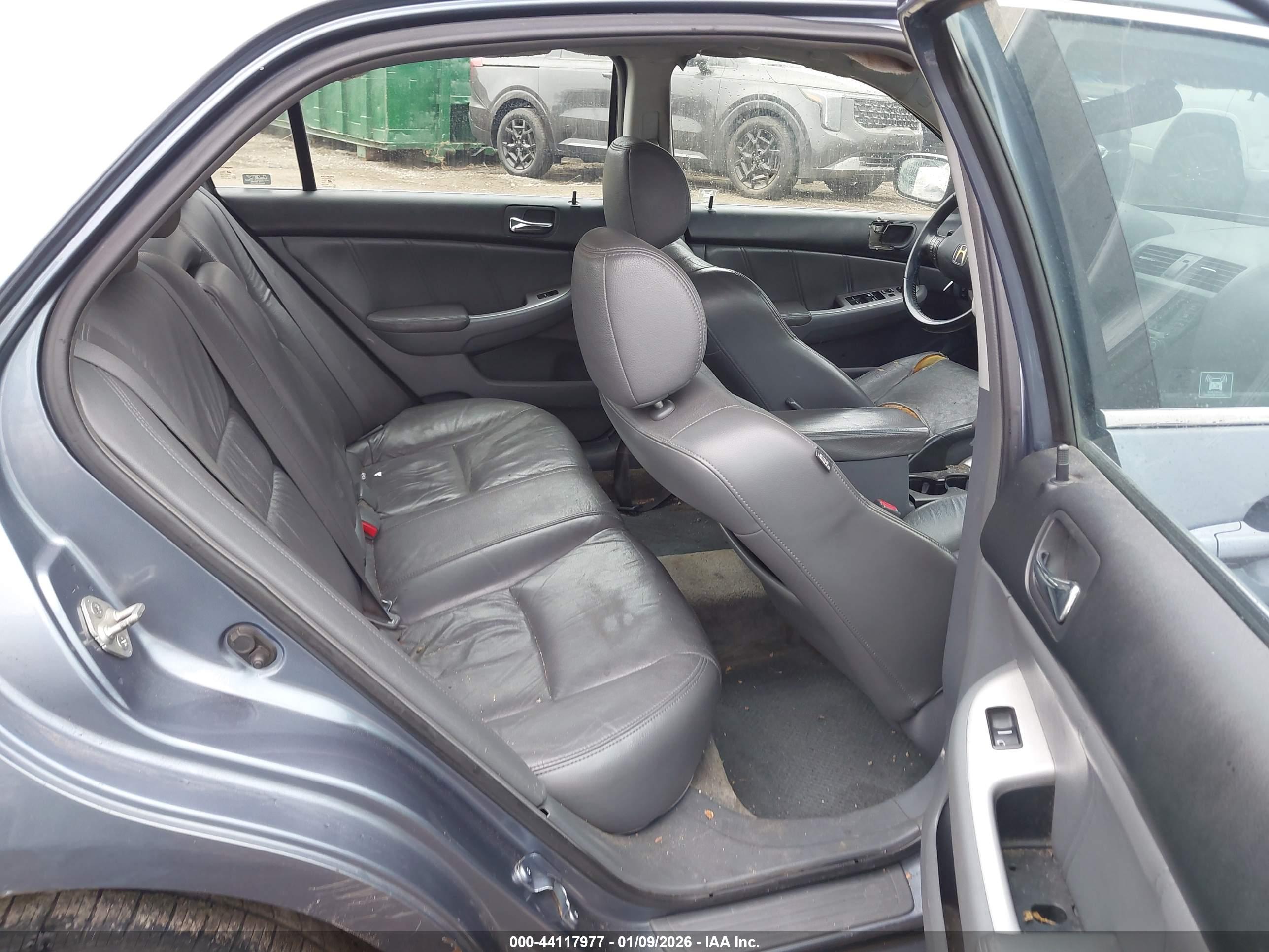 HONDA ACCORD image 8