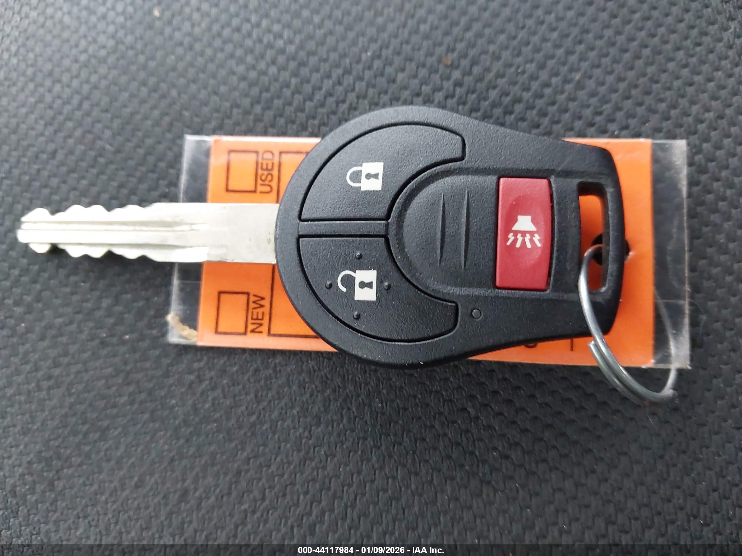 NISSAN ROGUE image 11