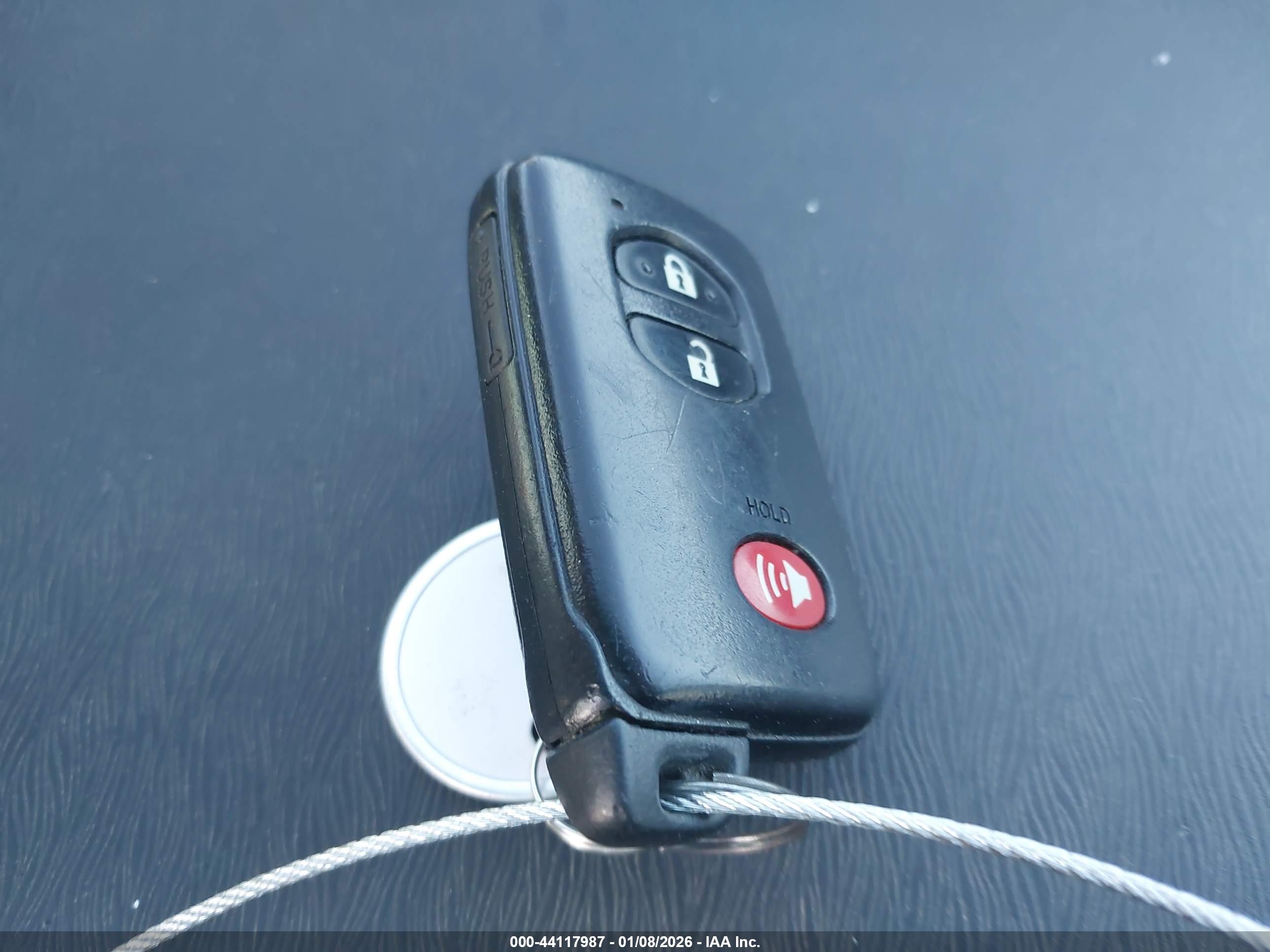TOYOTA PRIUS image 11