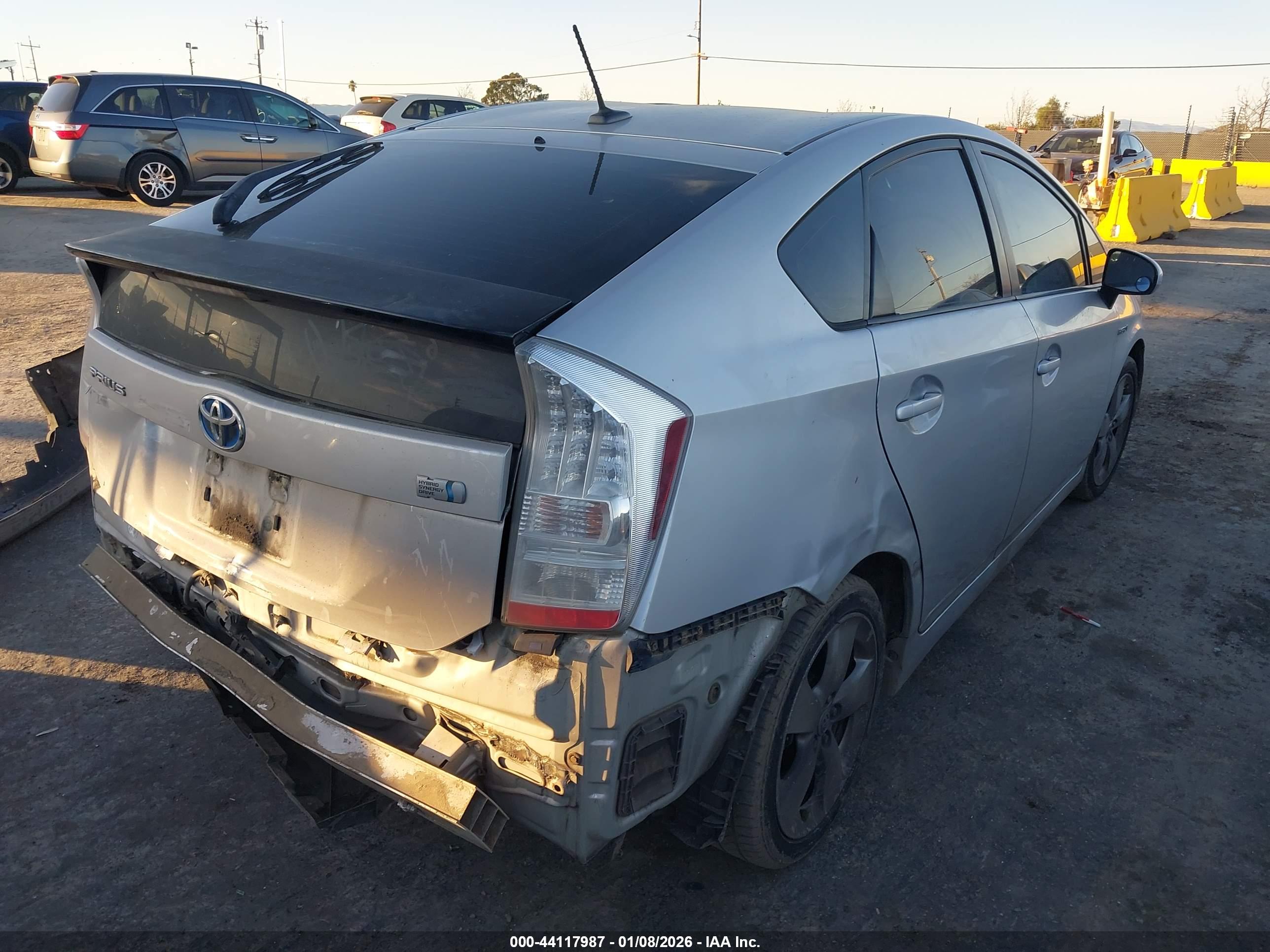 TOYOTA PRIUS image 4