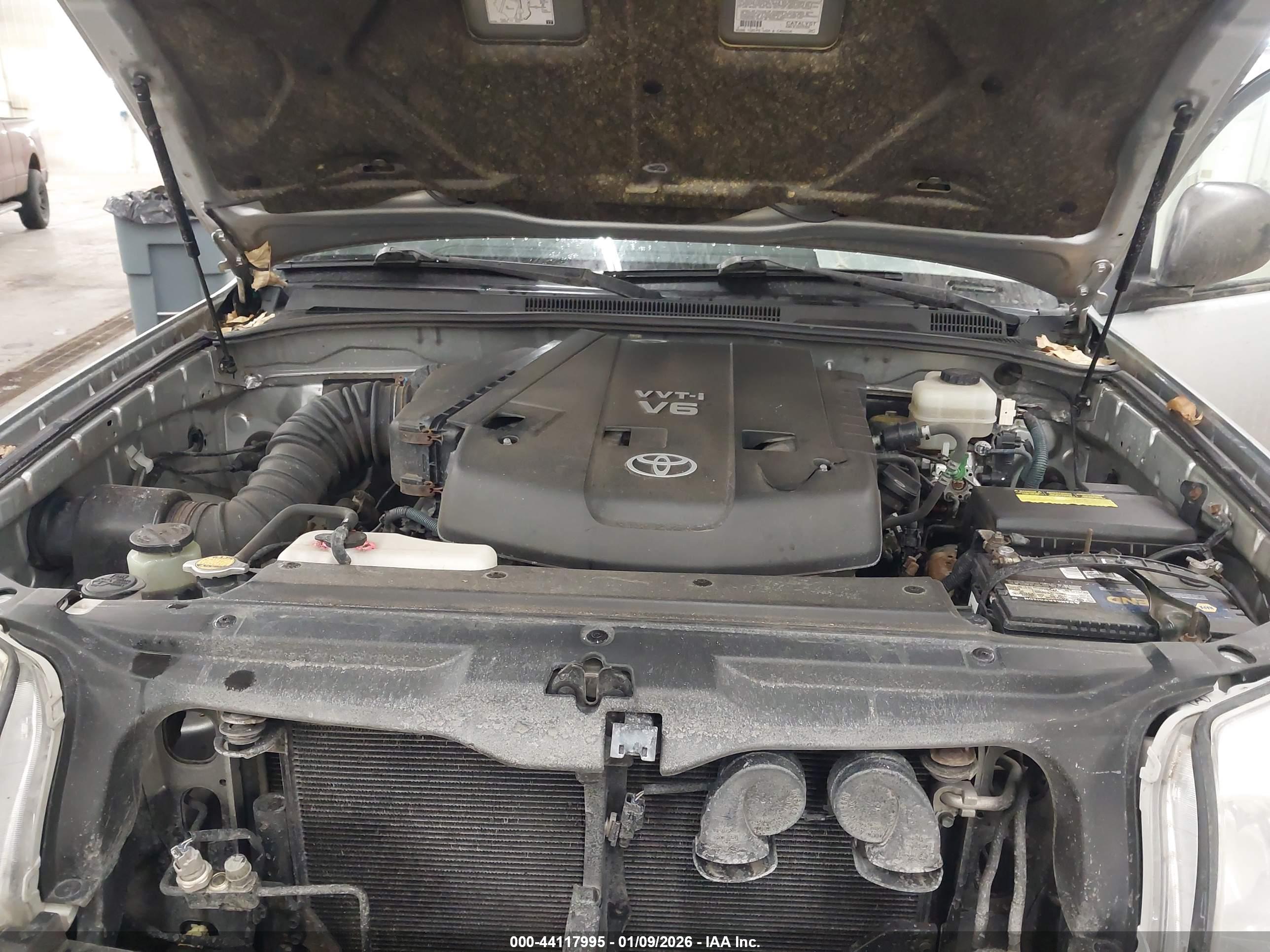 TOYOTA 4RUNNER image 10