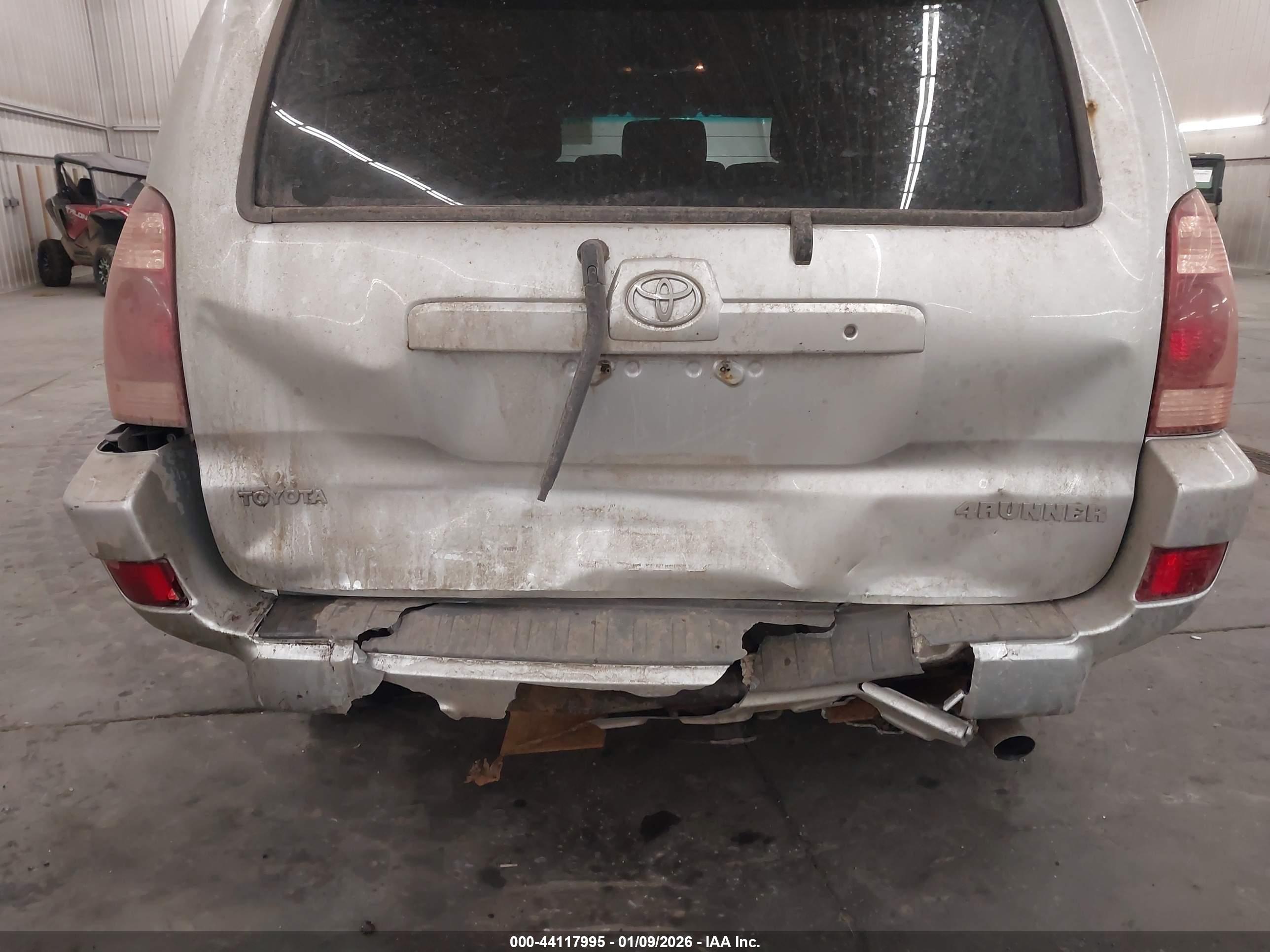 TOYOTA 4RUNNER image 6
