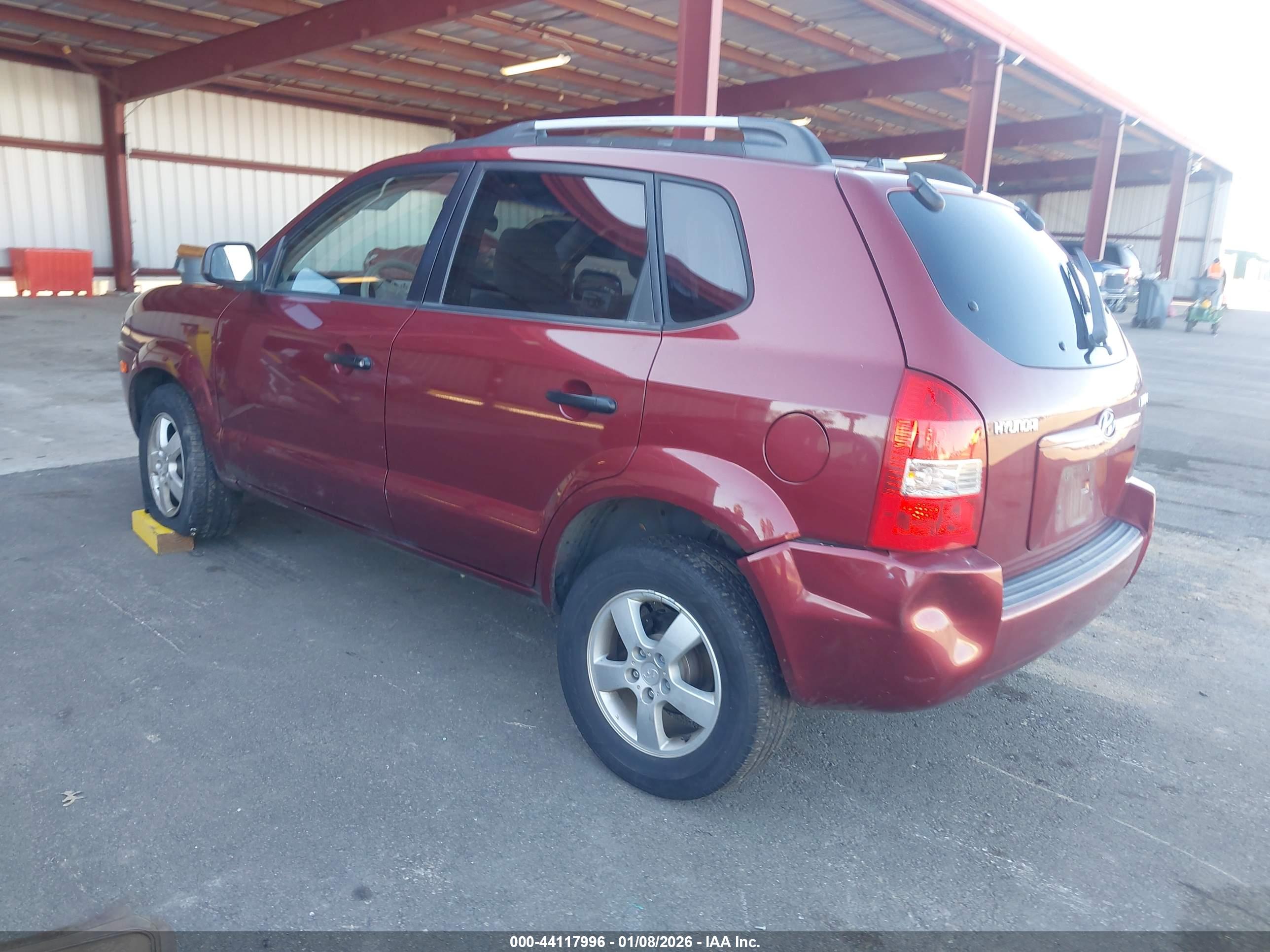 HYUNDAI TUCSON image 3
