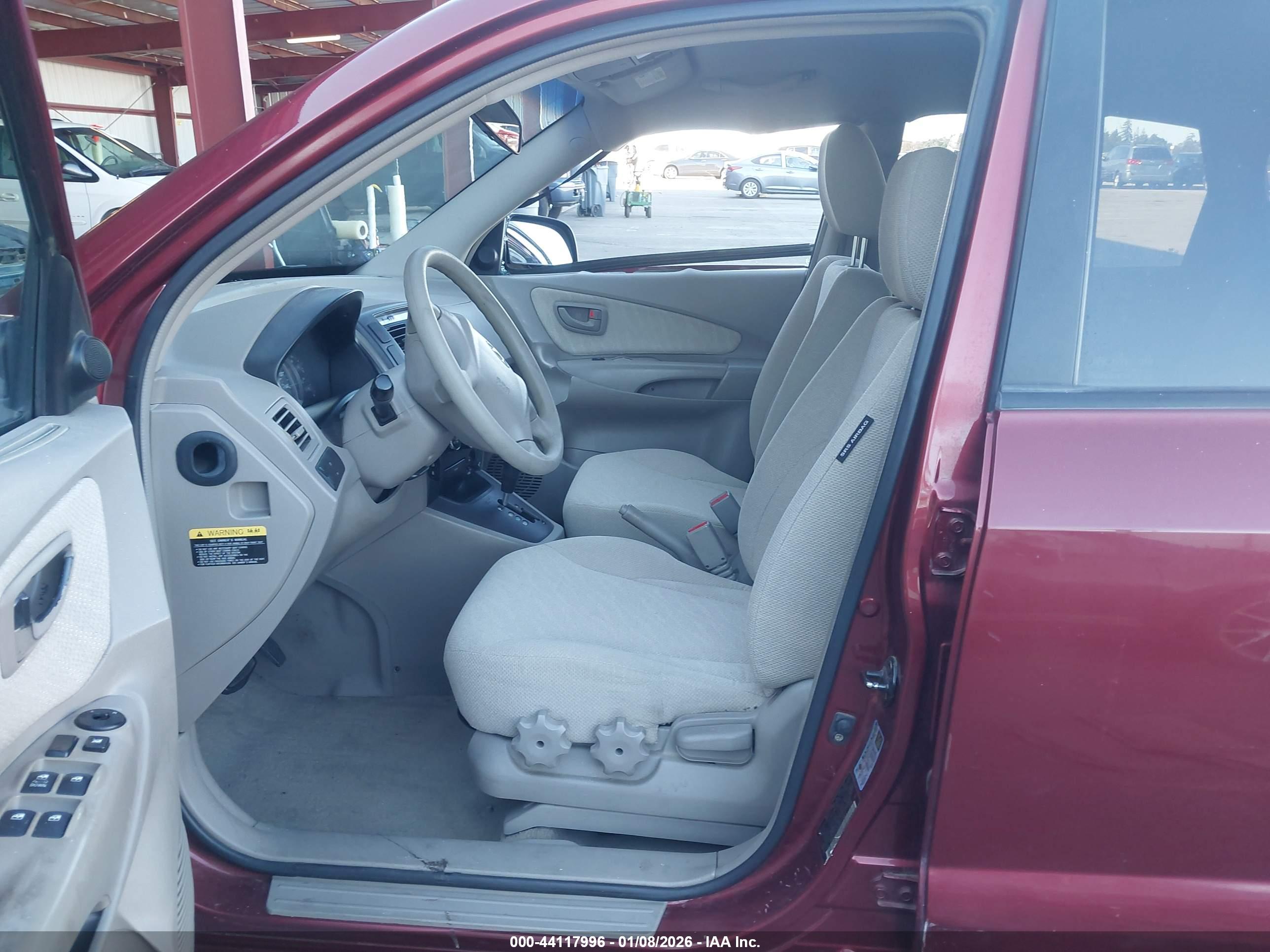 HYUNDAI TUCSON image 5