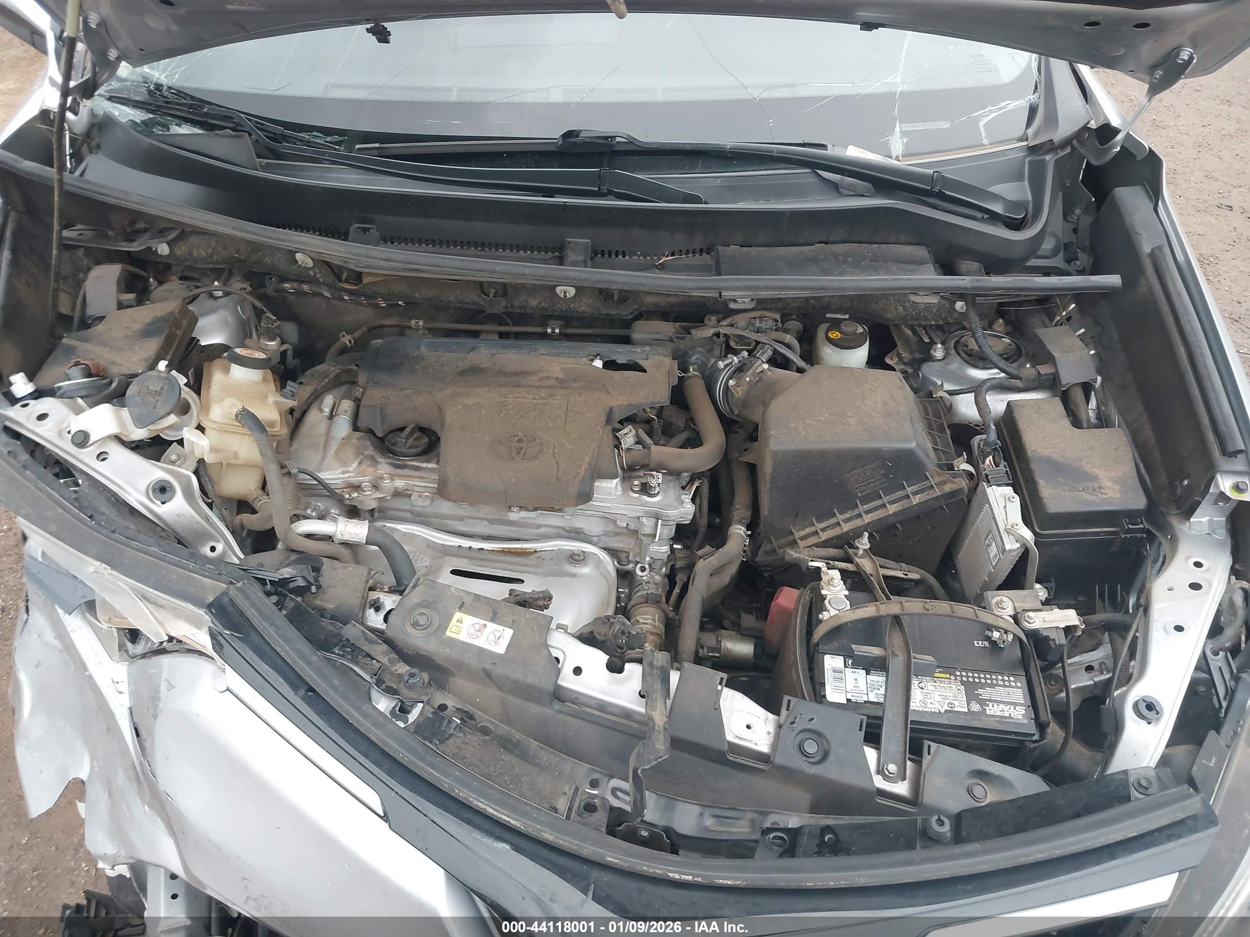TOYOTA RAV4 image 10