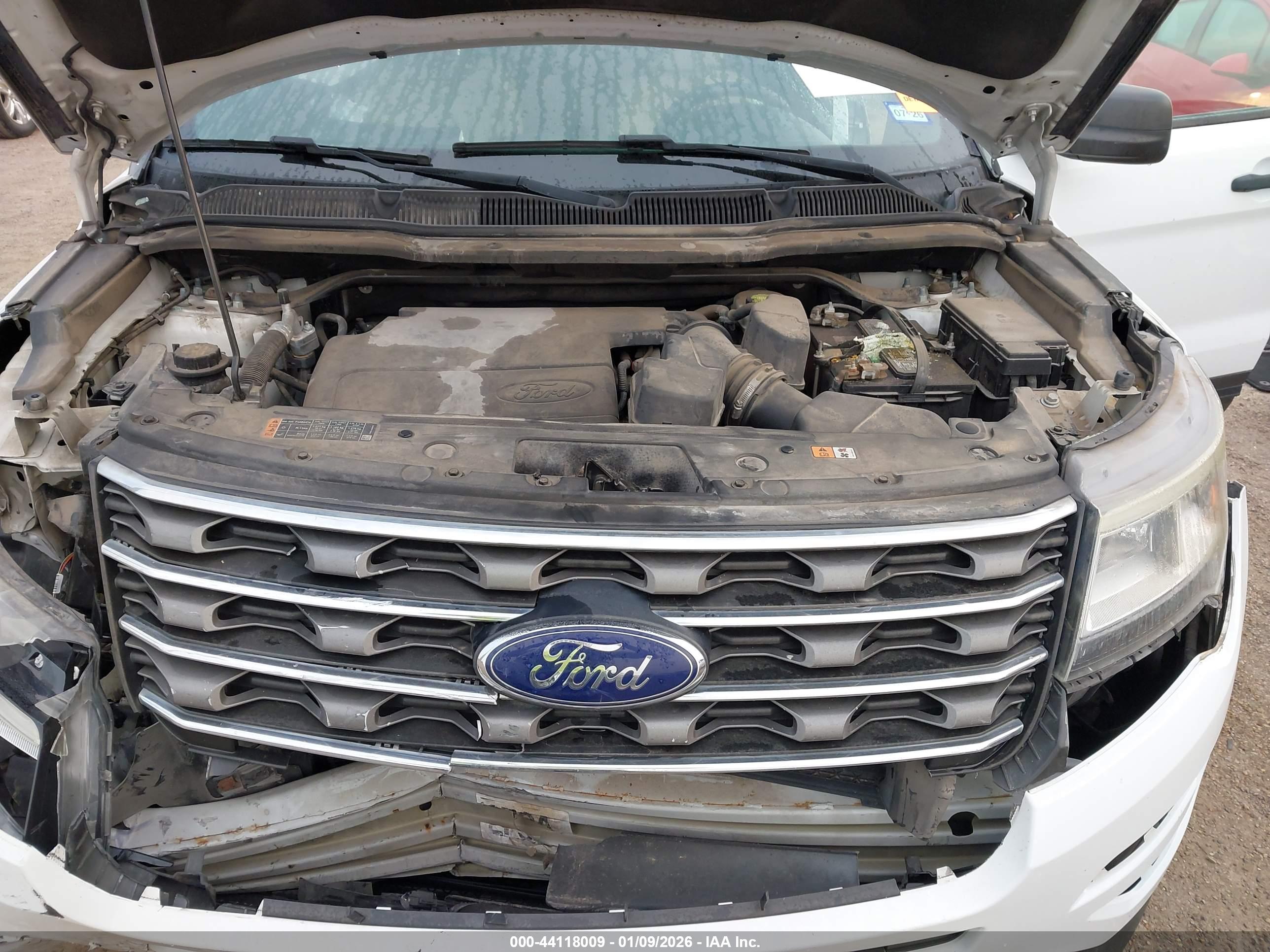 FORD EXPLORER image 10