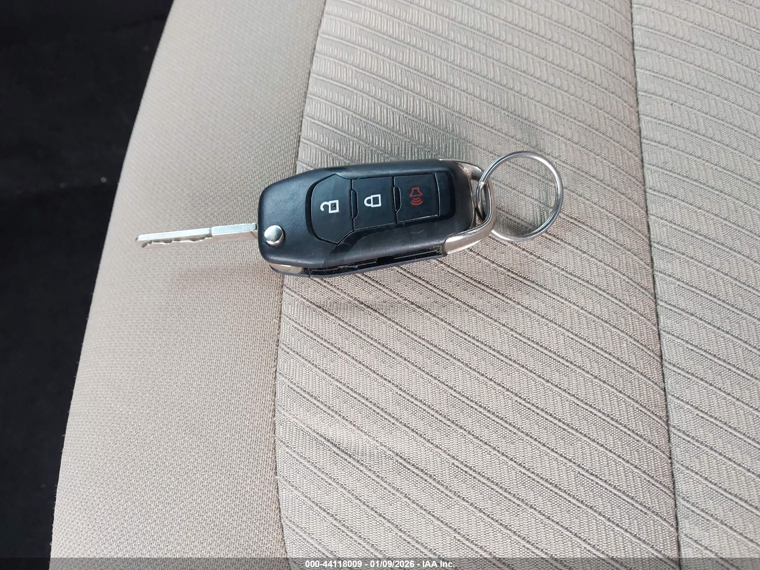 FORD EXPLORER image 11