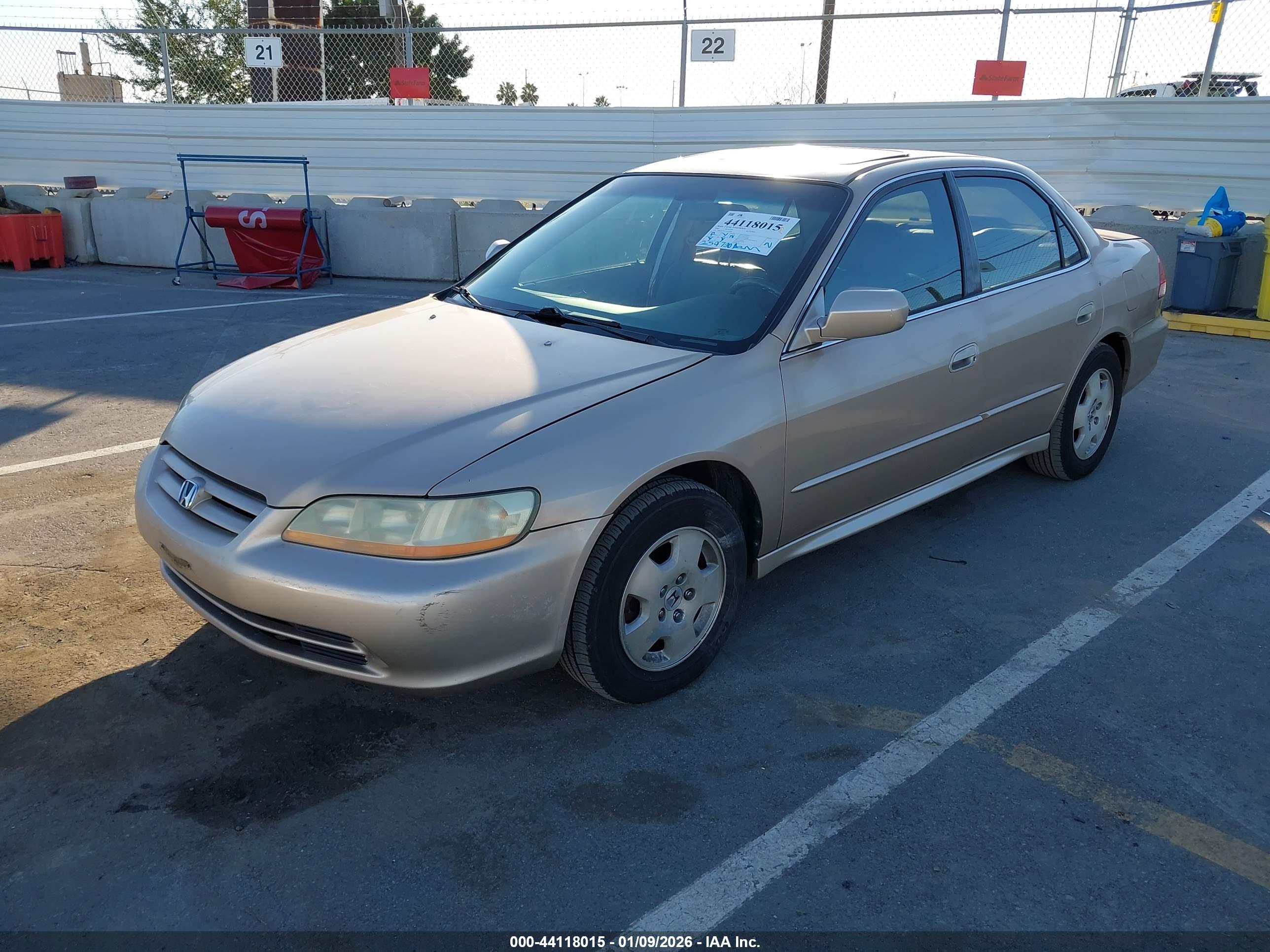 HONDA ACCORD image 2