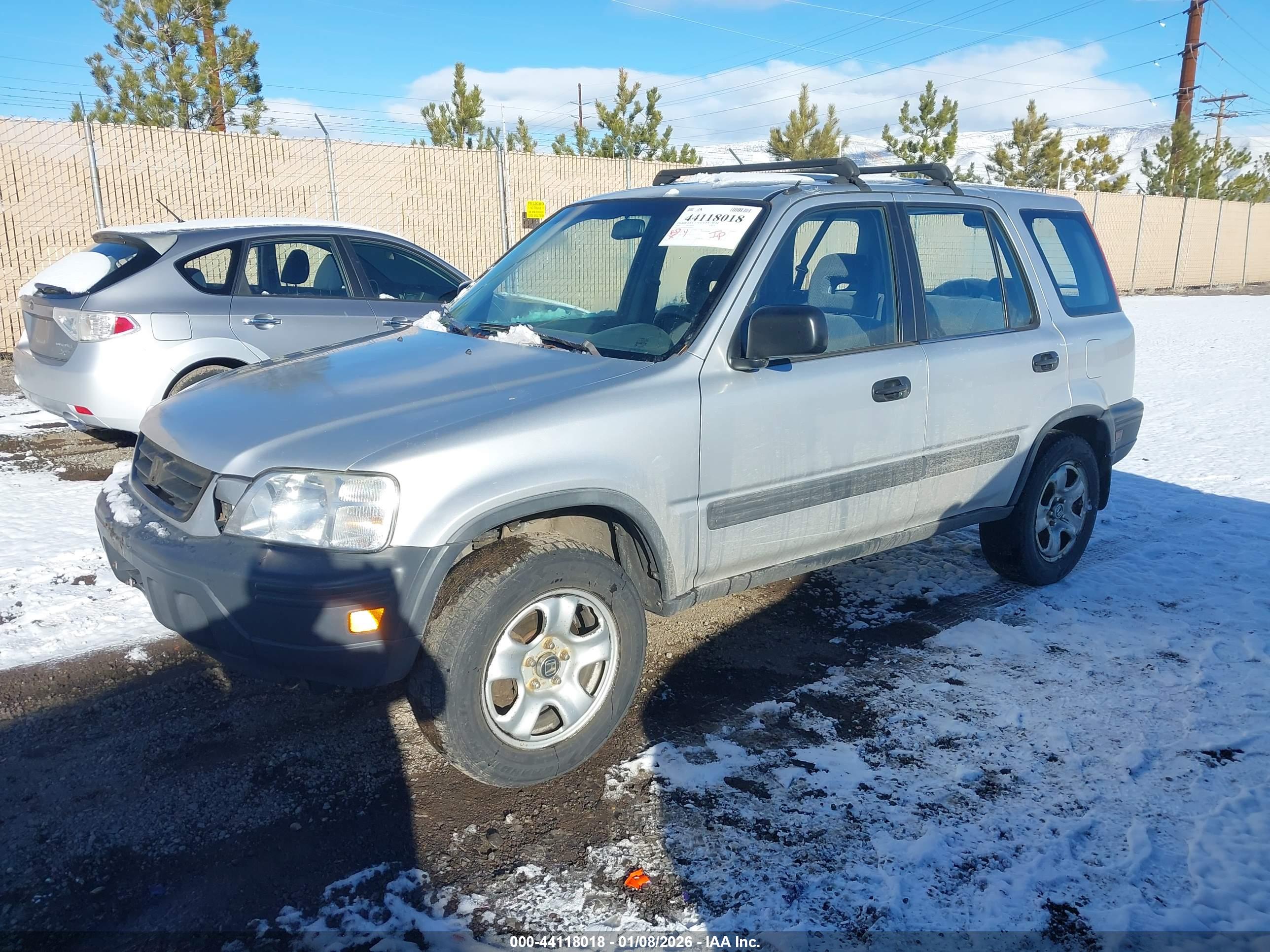 HONDA CR-V image 2
