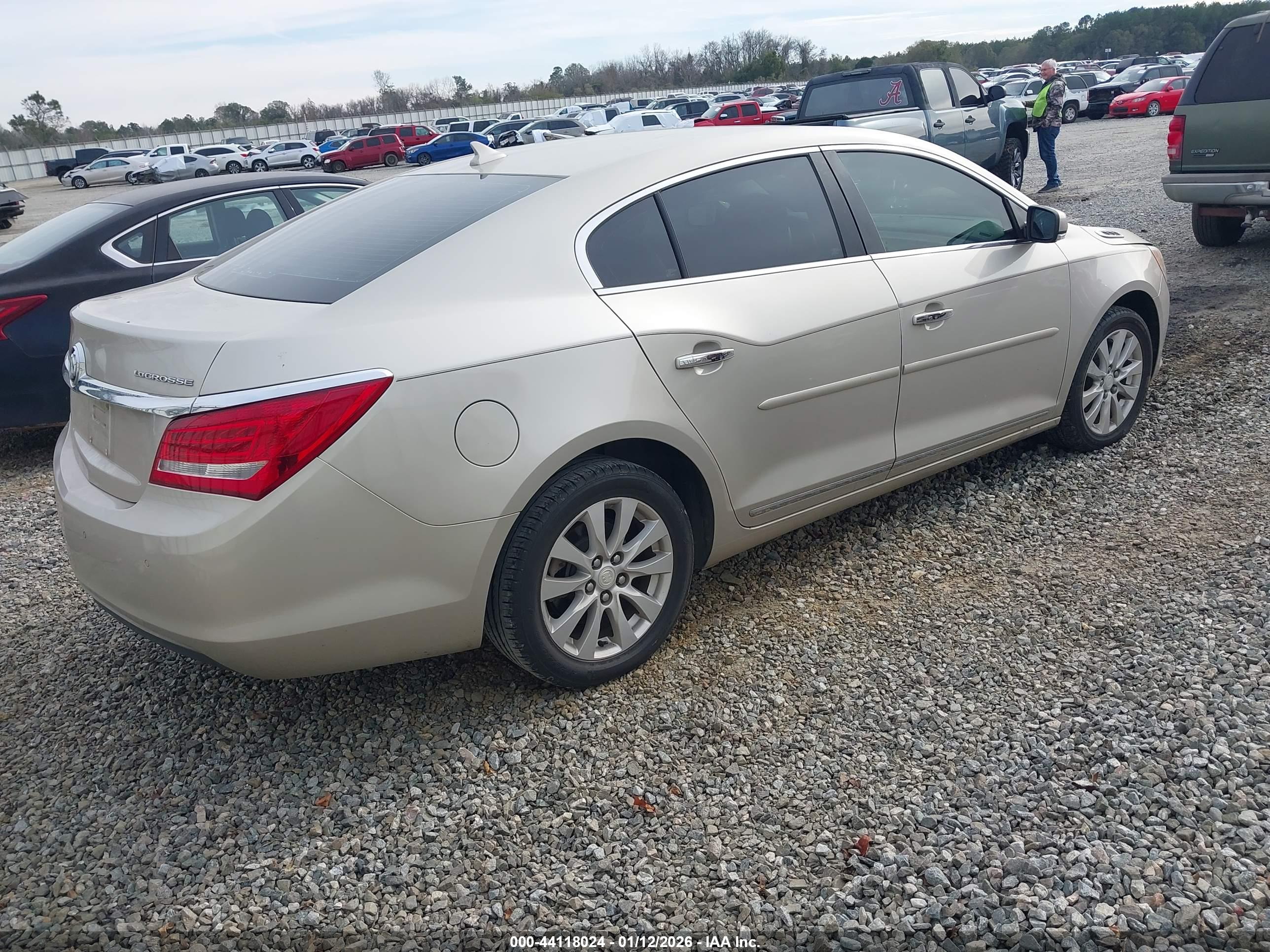 BUICK LACROSSE image 4