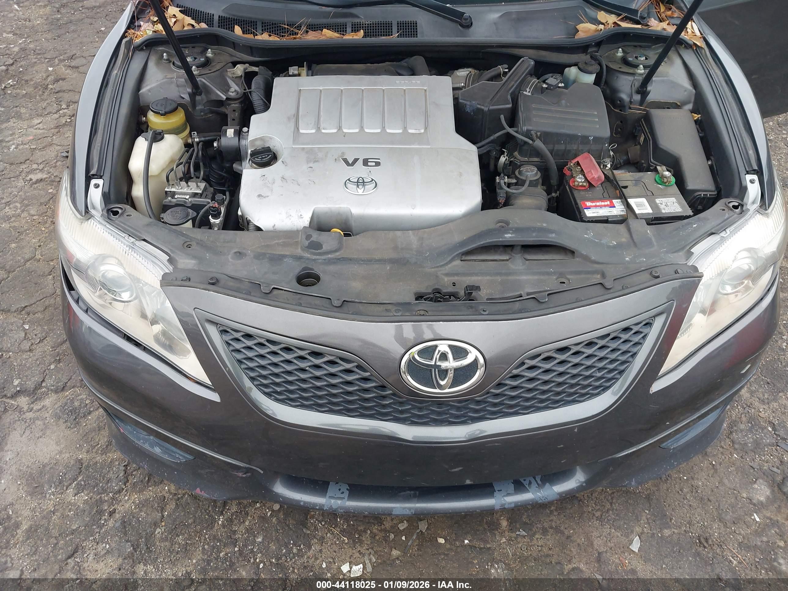 TOYOTA CAMRY image 10