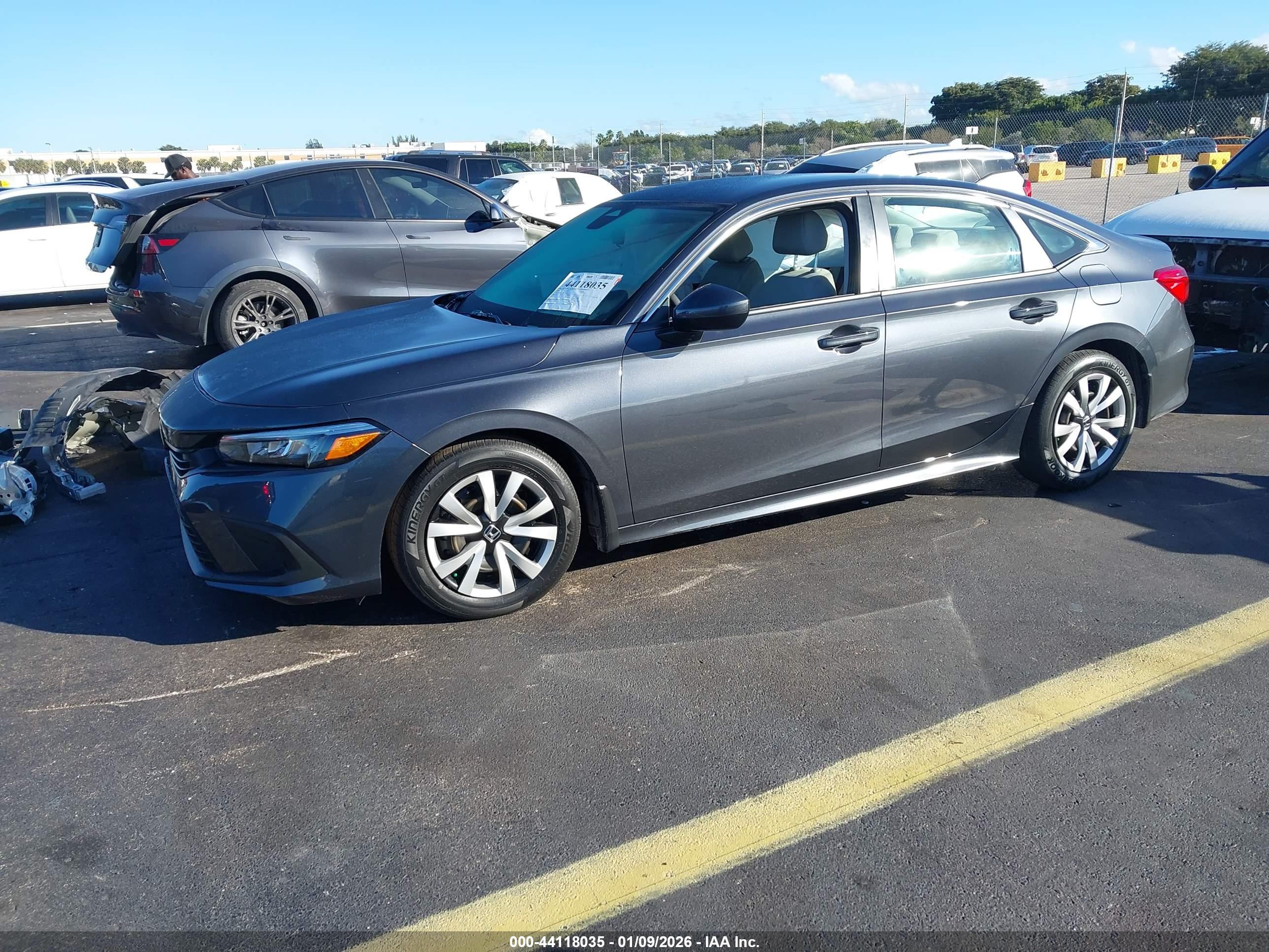 HONDA CIVIC image 2