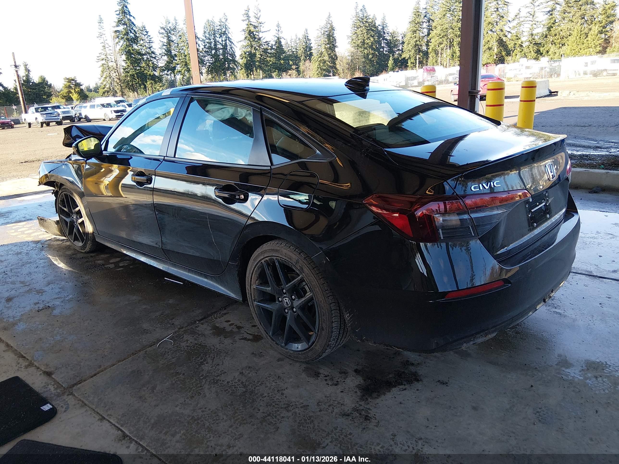 HONDA CIVIC image 3