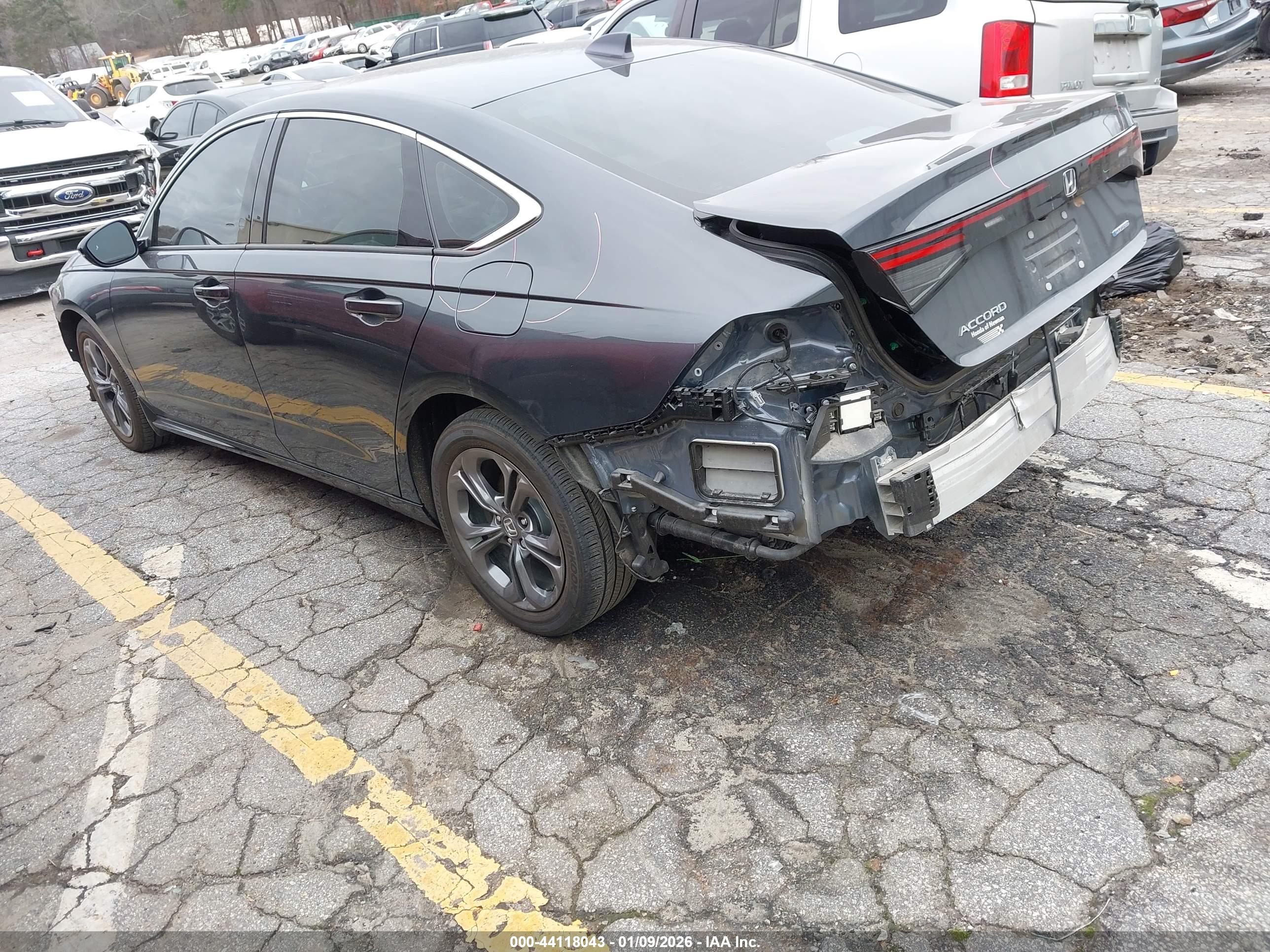 HONDA ACCORD image 3