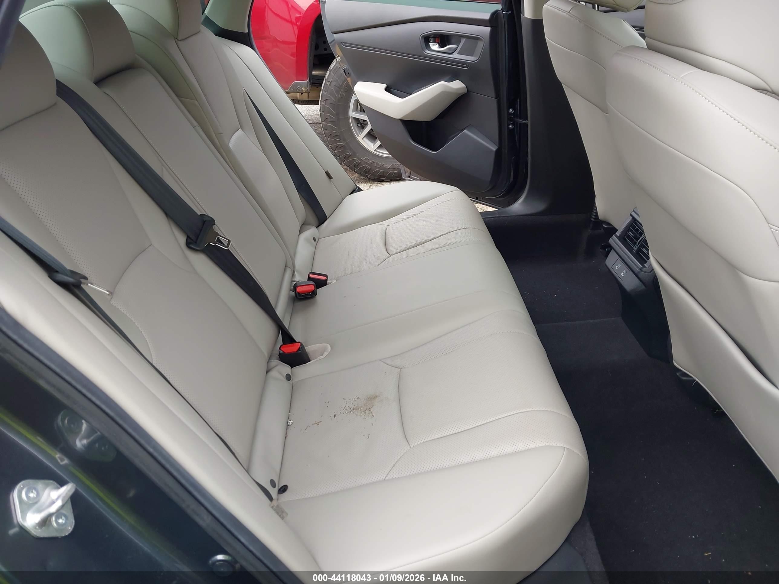 HONDA ACCORD image 8