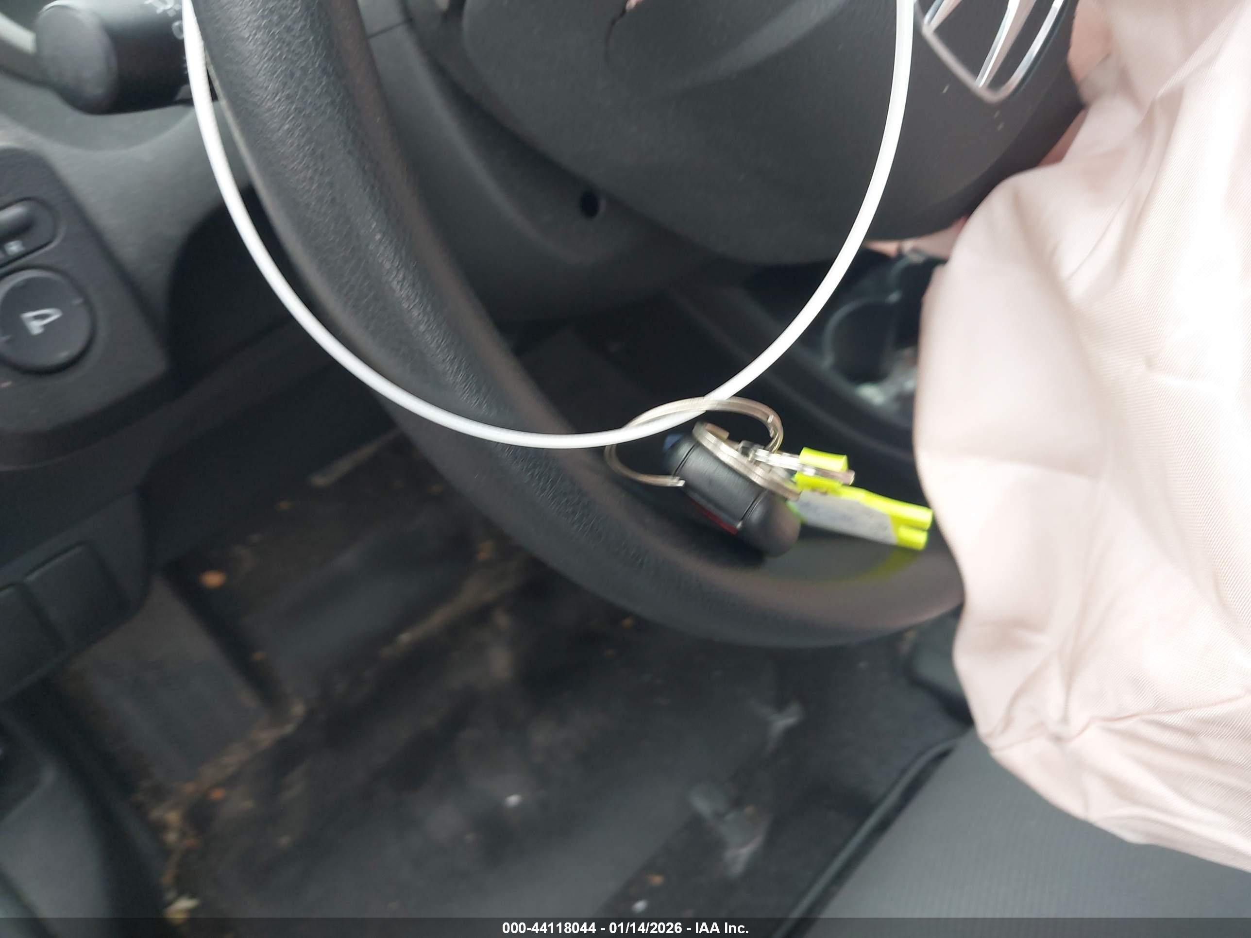 HONDA FIT image 11