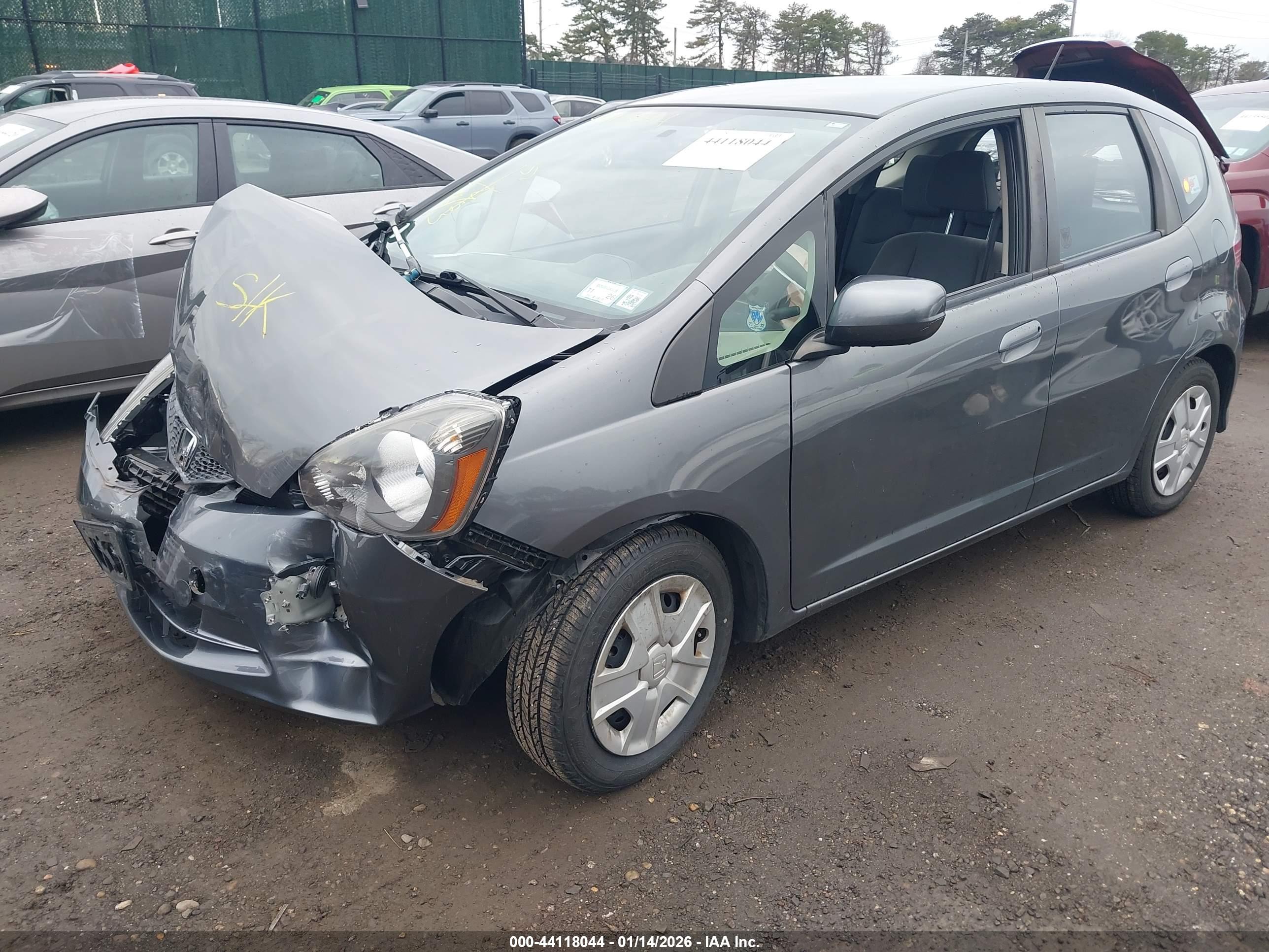 HONDA FIT image 2