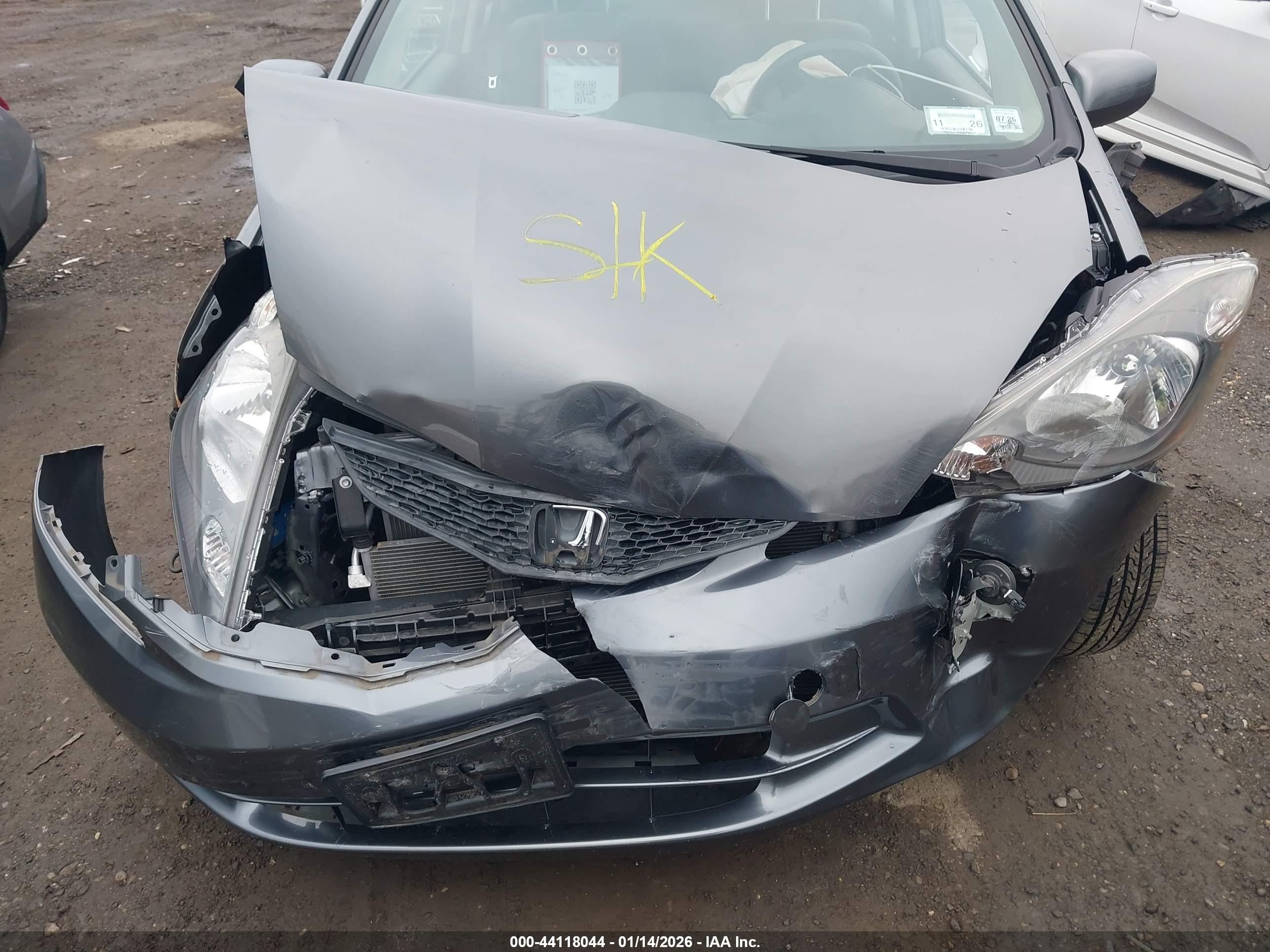 HONDA FIT image 6