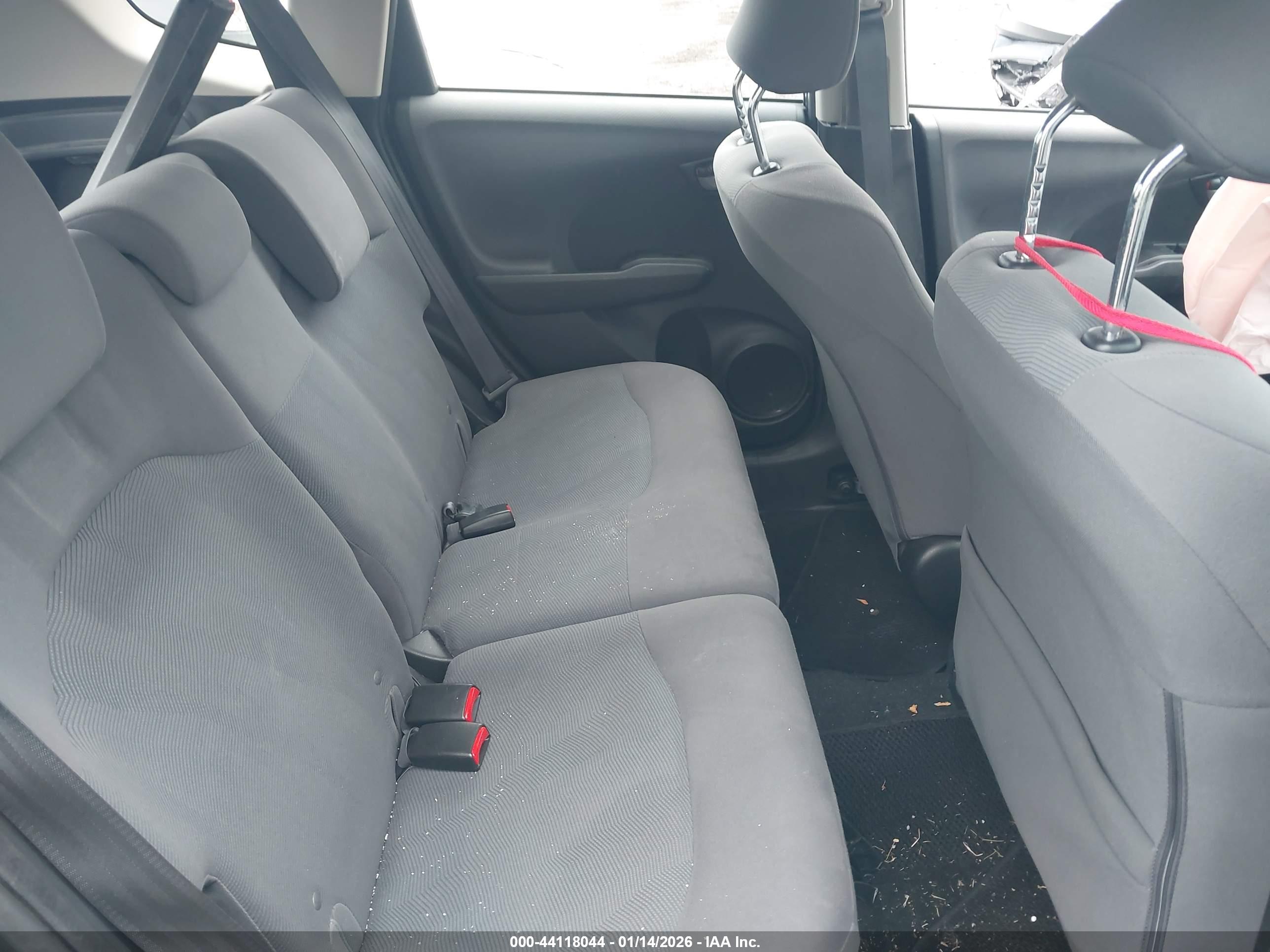 HONDA FIT image 8