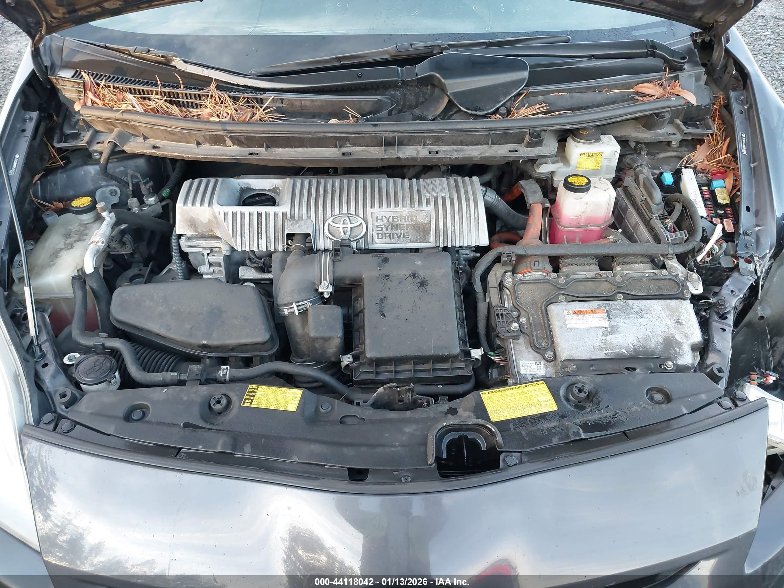 TOYOTA PRIUS image 10