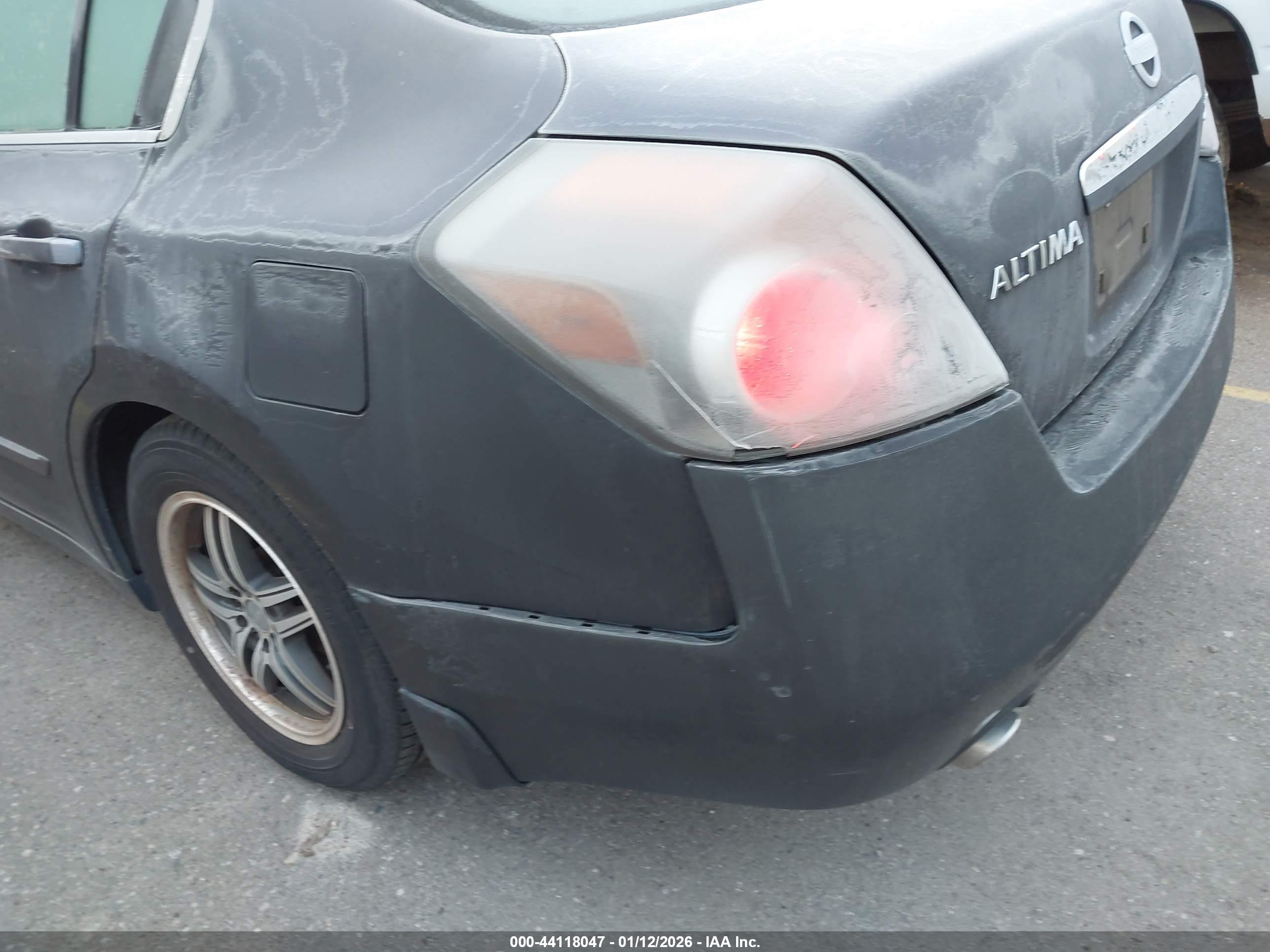 NISSAN ALTIMA image 6