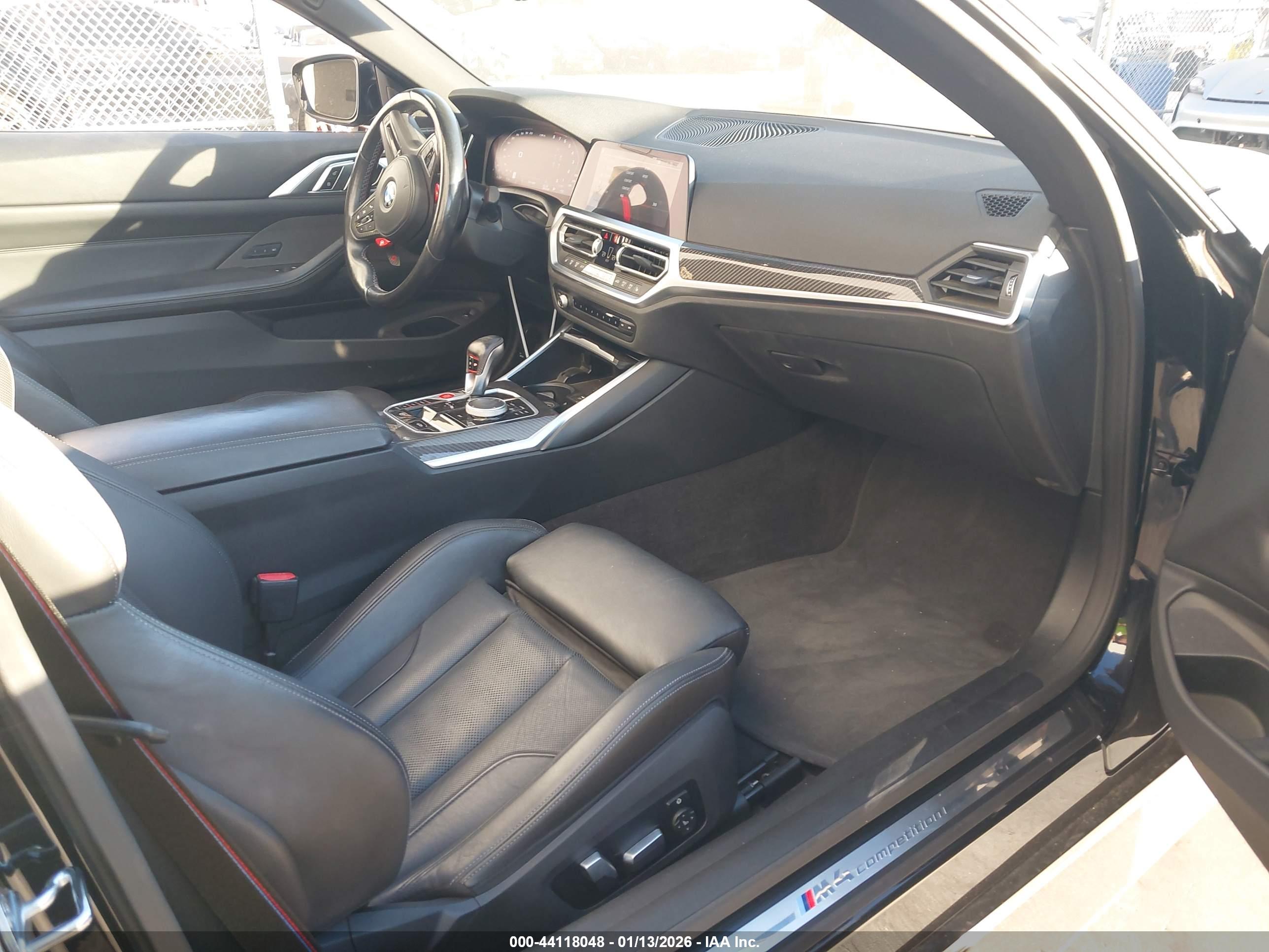 BMW M4 image 5