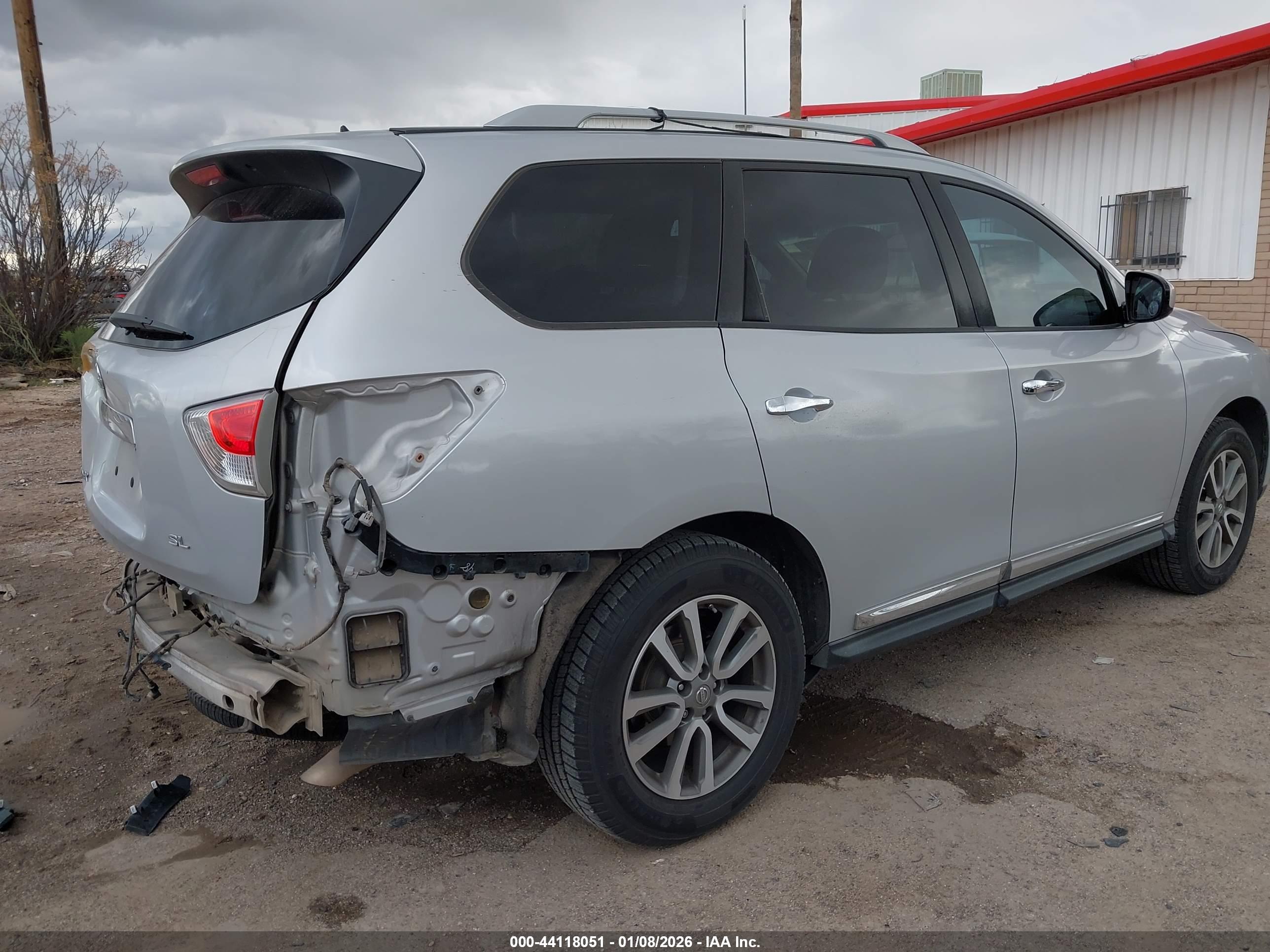 NISSAN PATHFINDER image 6